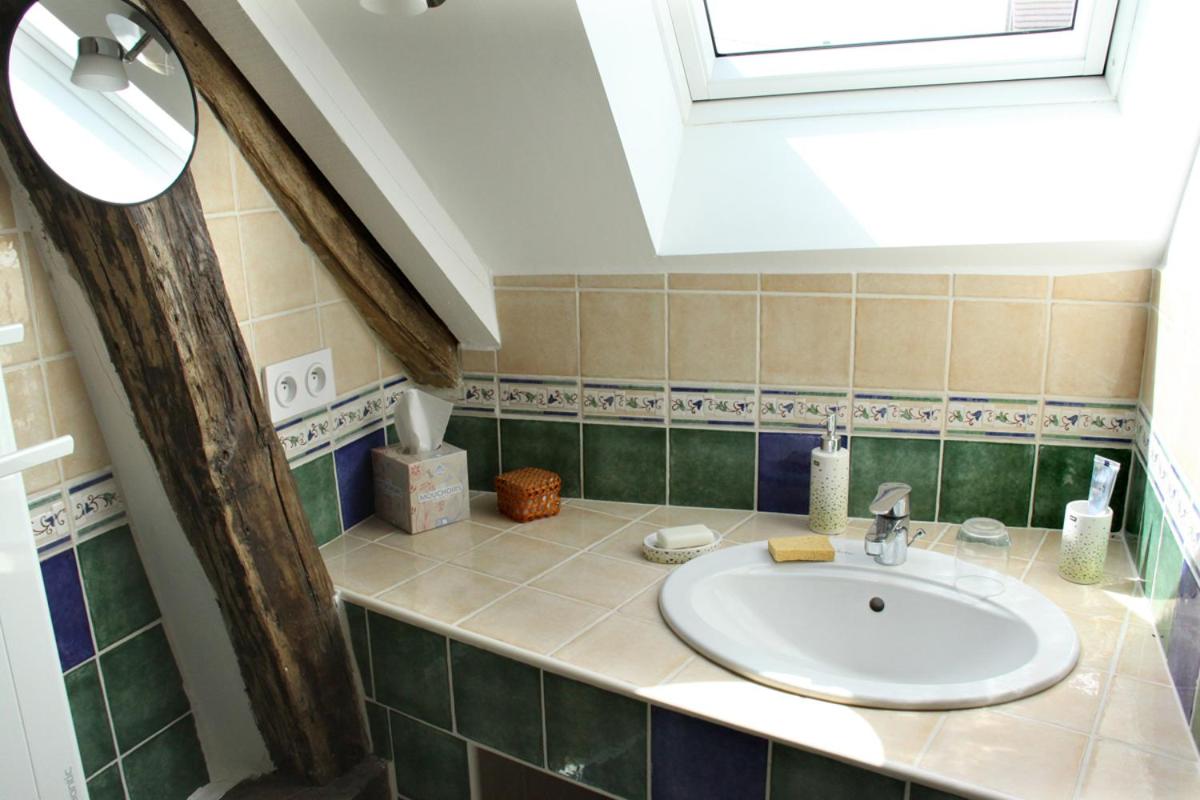 Small Double Room photo 2