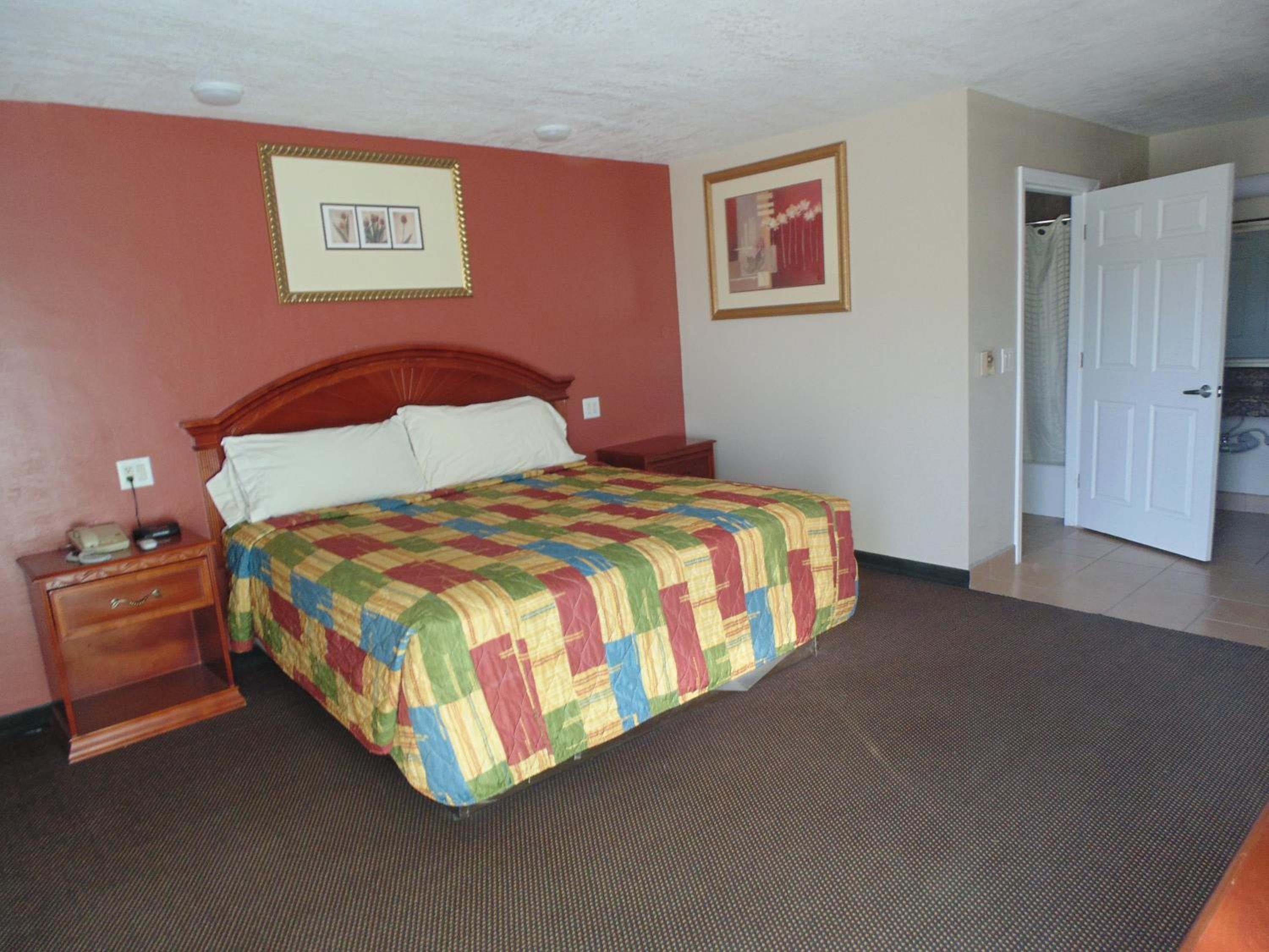 King Room - Disability Access photo 1