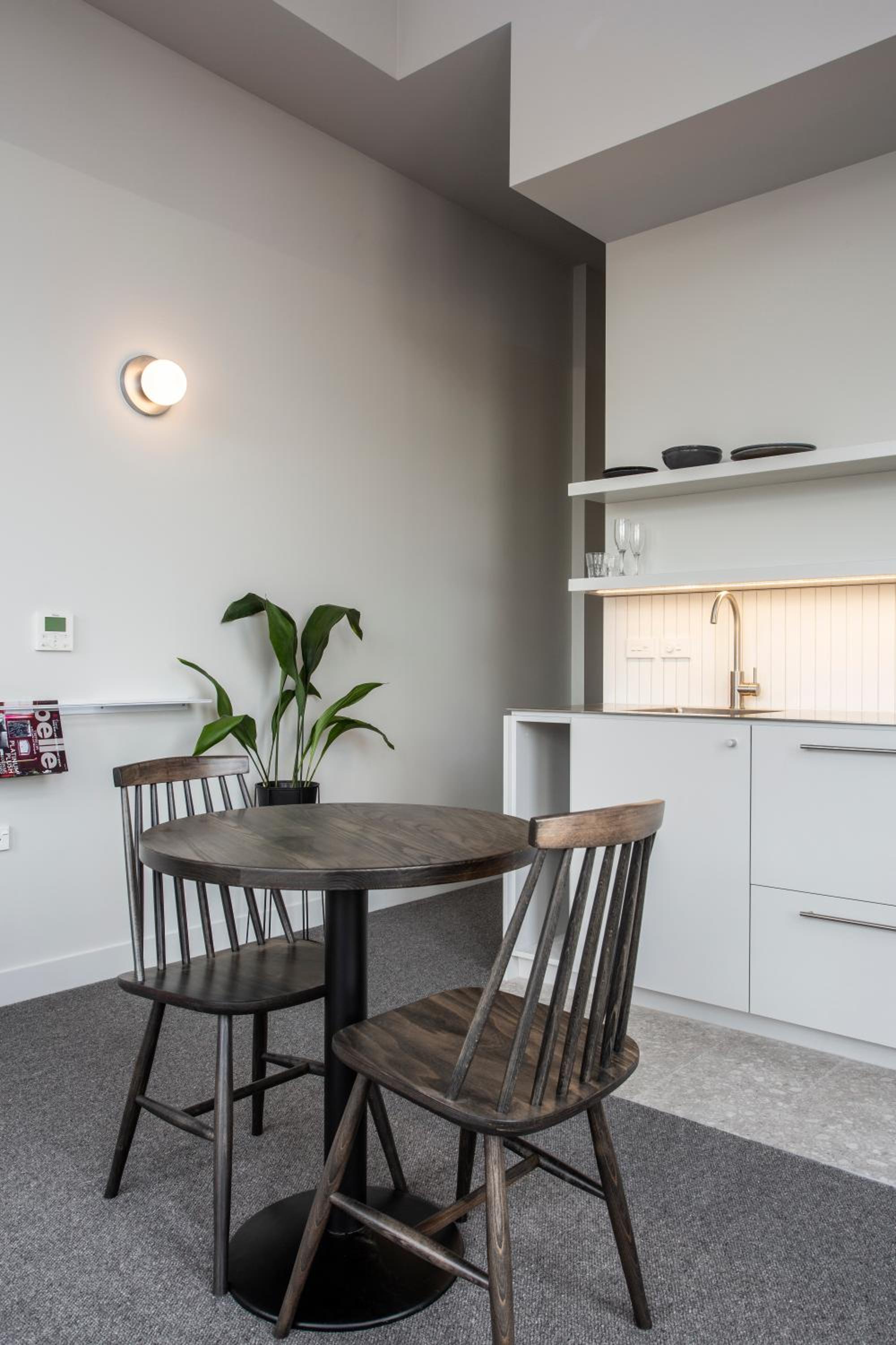 1 Bed Room Corner Apartment photo 3