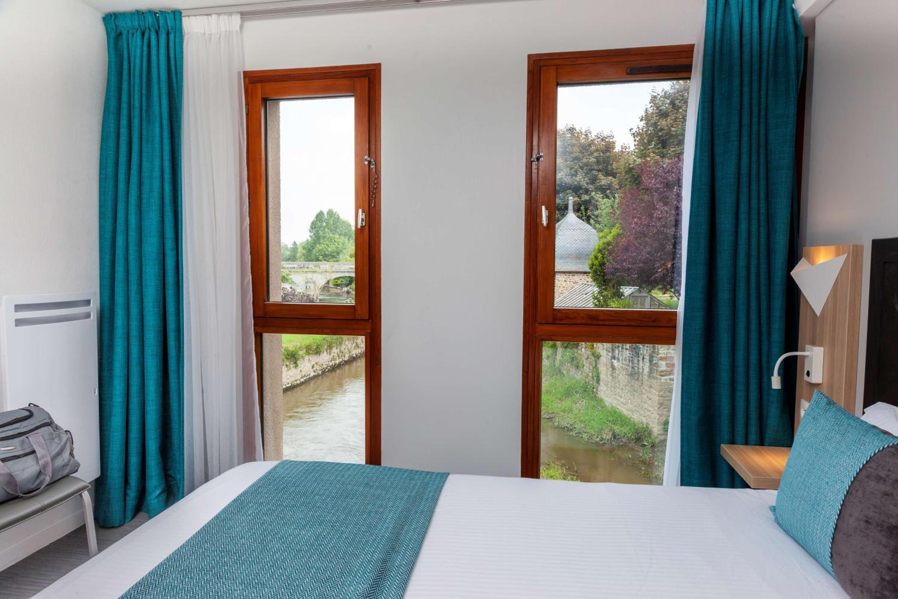 Comfort Room with River View - Photo 3