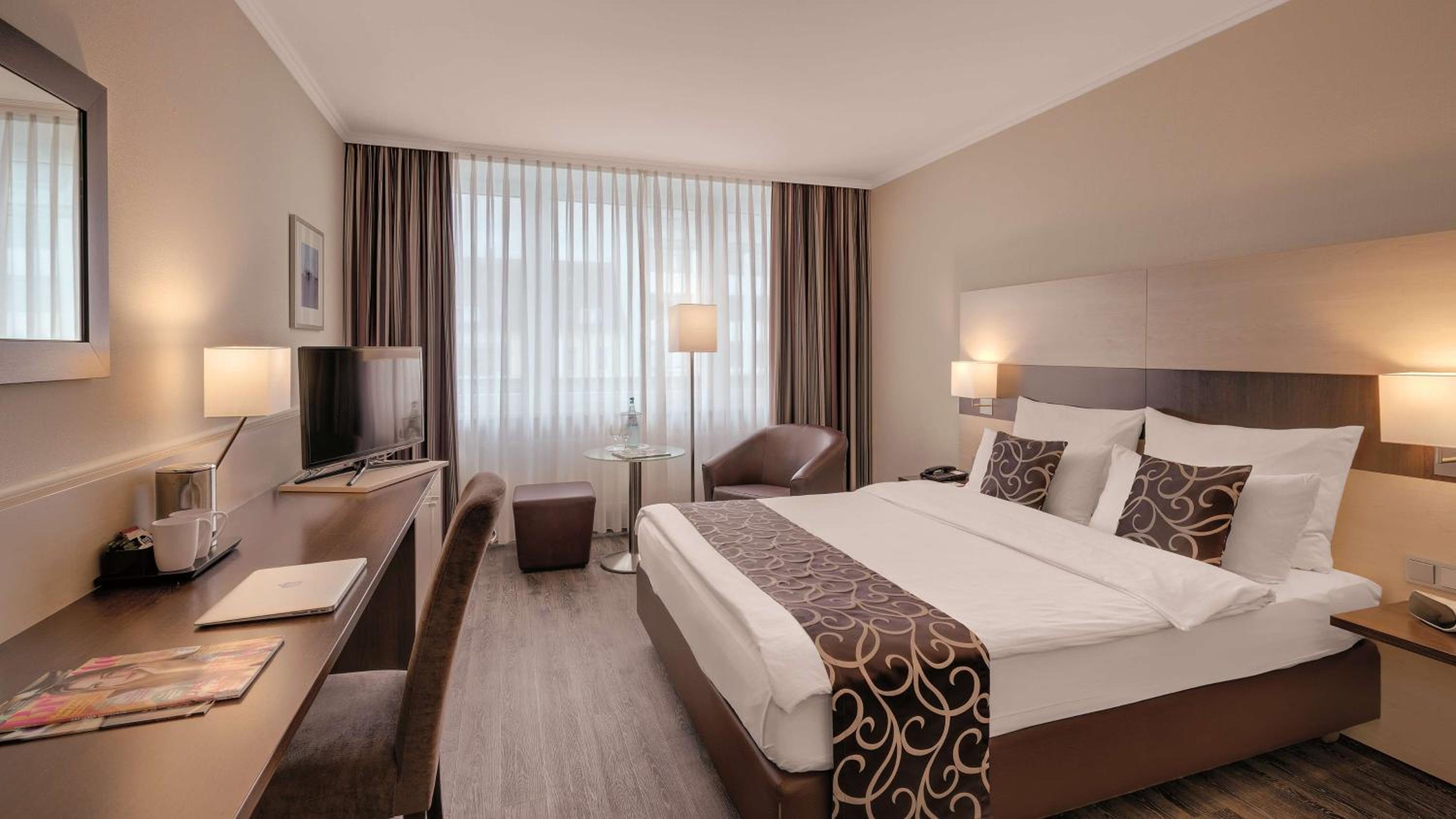 Comfort King Room