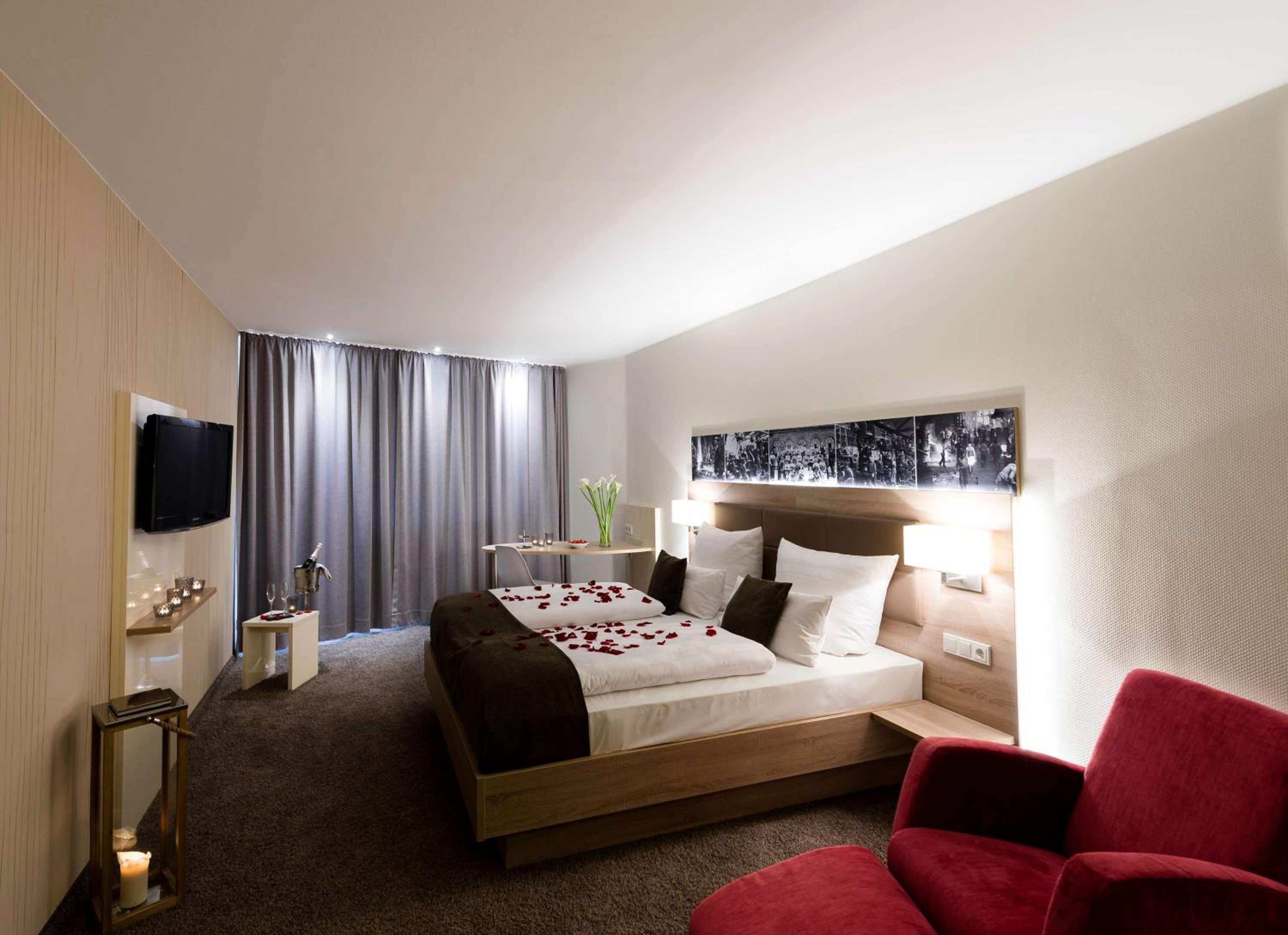 Double Room - Photo 2
