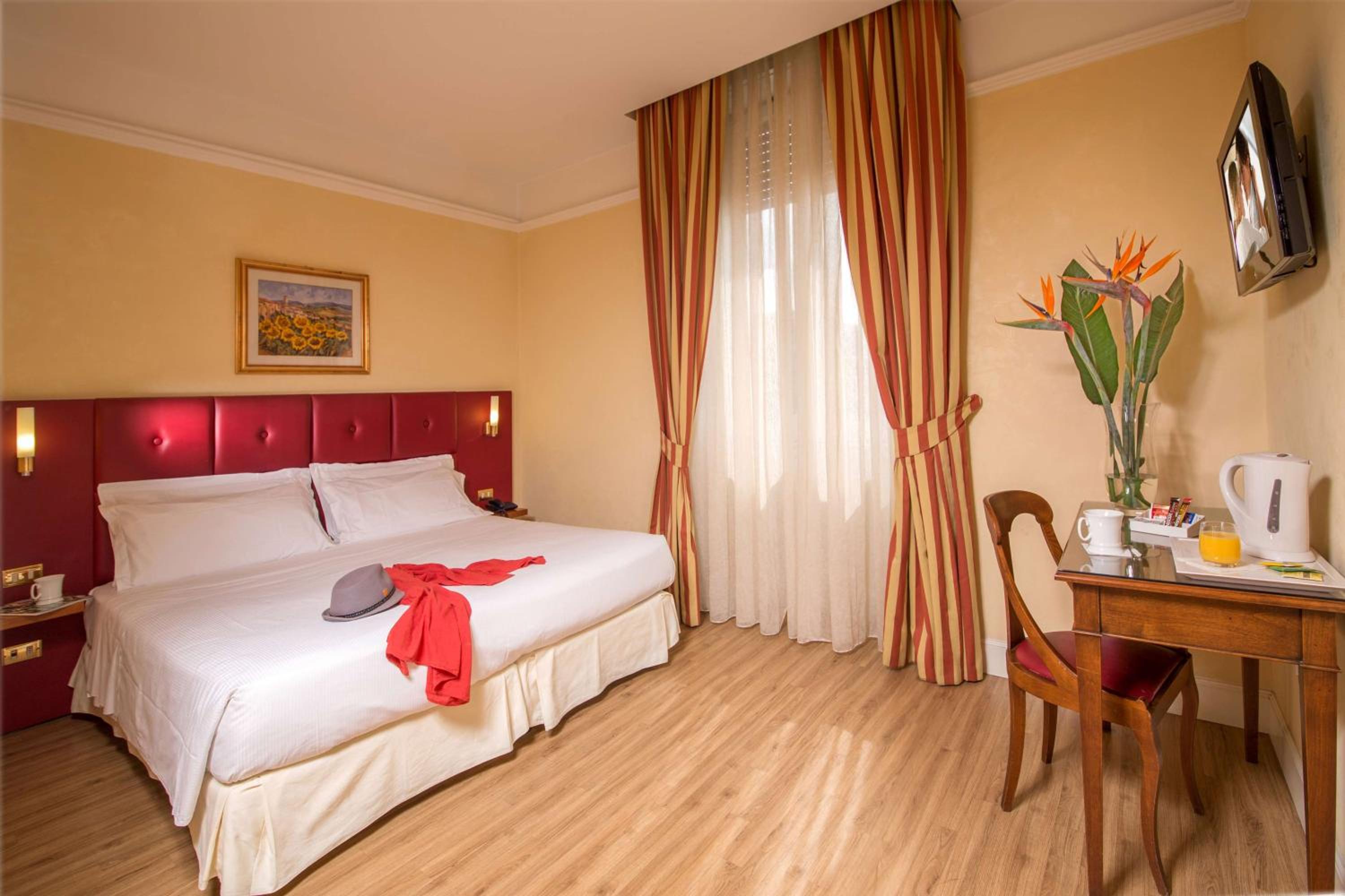 Superior Queen Room photo 1