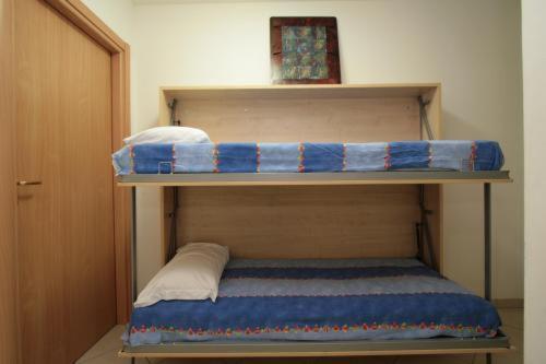 Superior One-Bedroom Apartment (6 Adults) - Photo 4