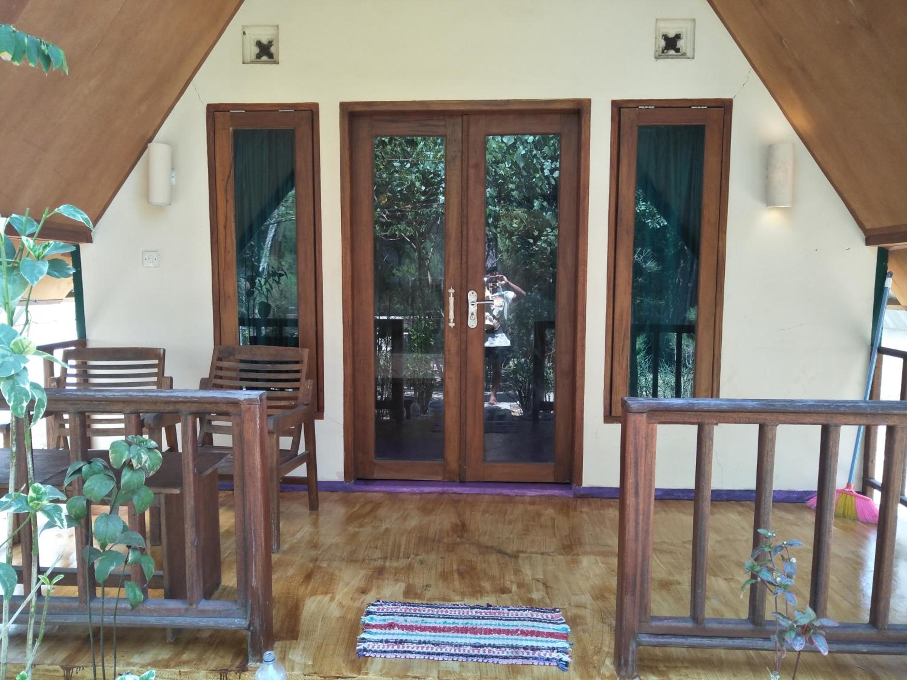 Double Room with Patio - Photo 7