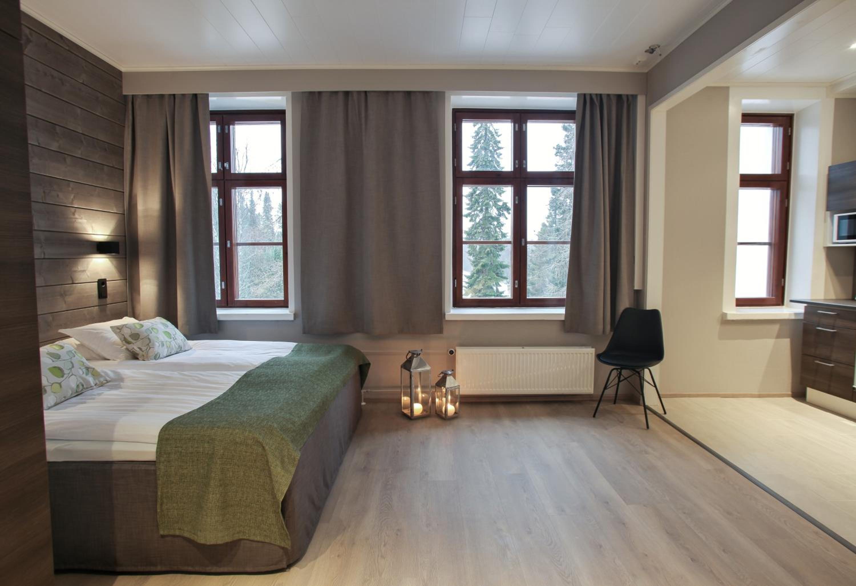 Suite - Photo 8