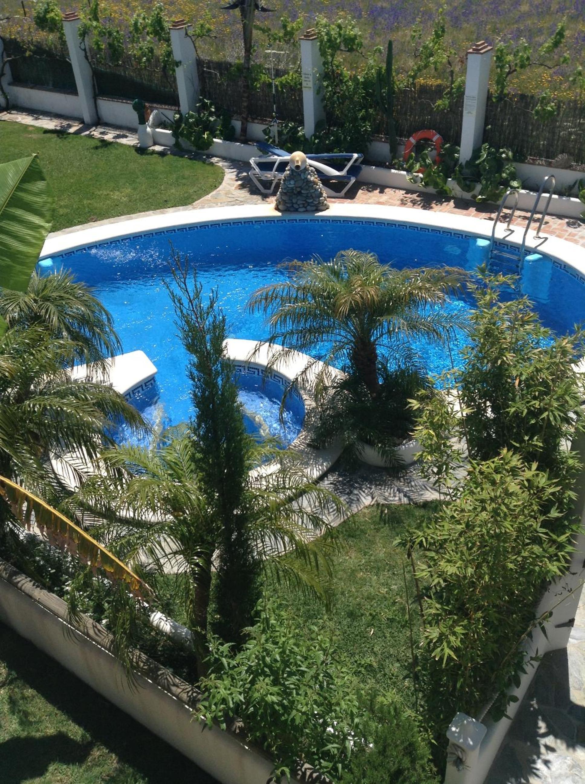 Apartment with Pool View  photo 2
