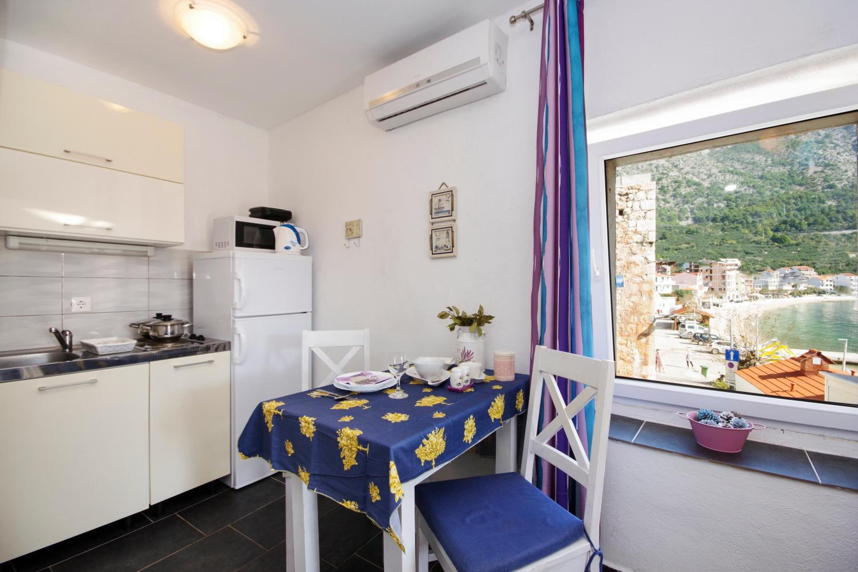 Studio with Terrace - Photo 25