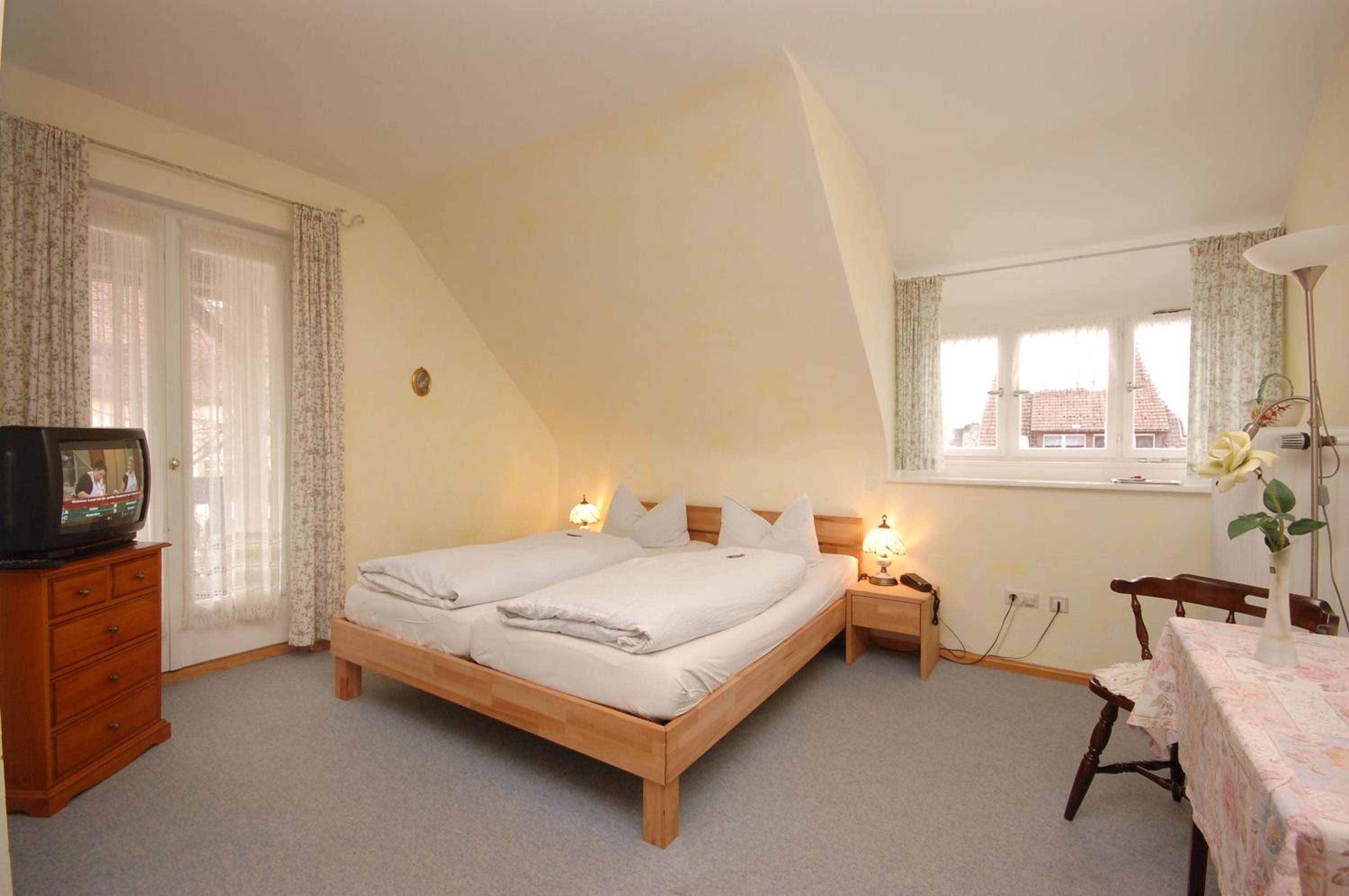 Double Room with Balcony photo 3