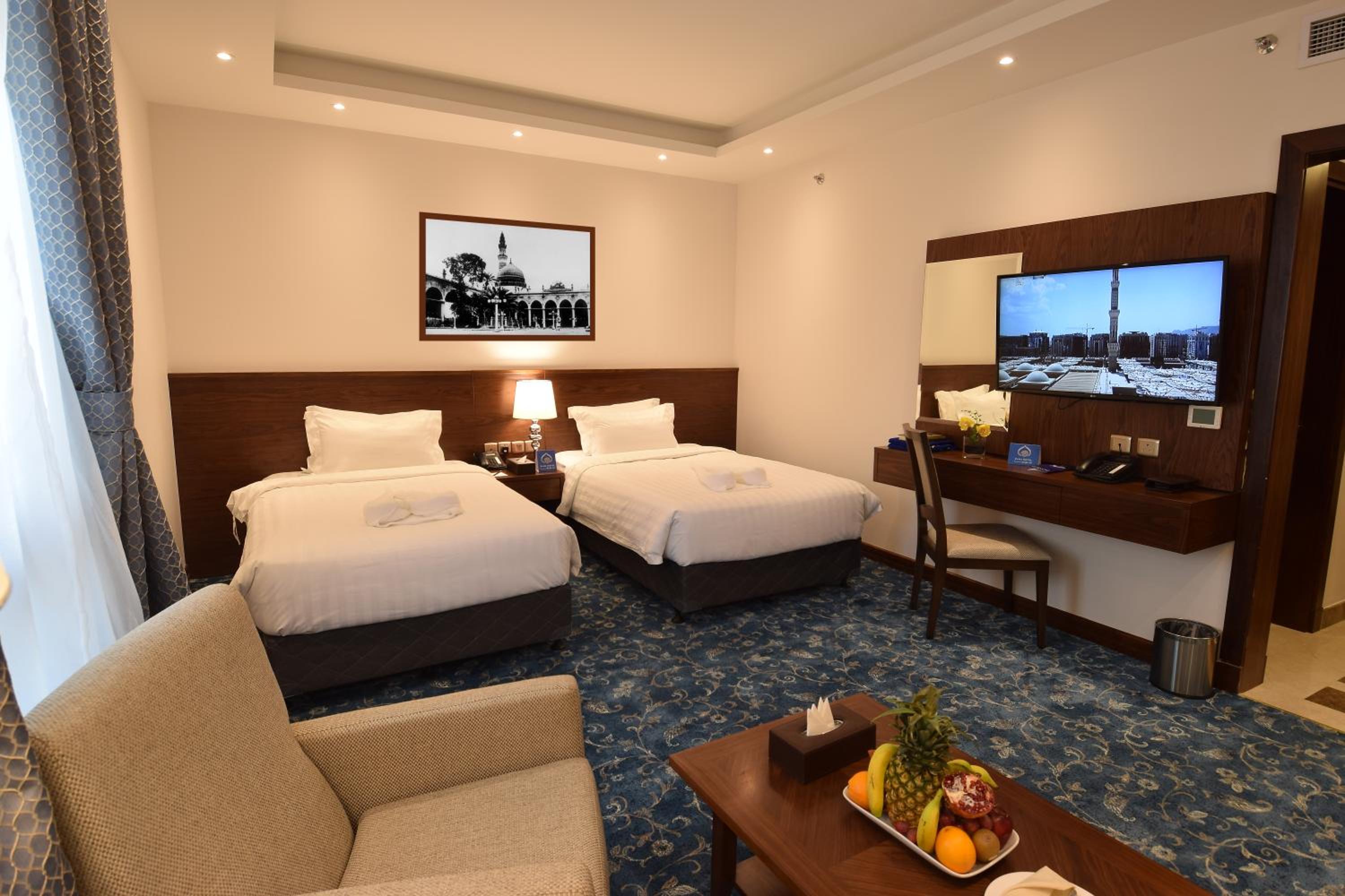 Standard Twin Room - Photo 1