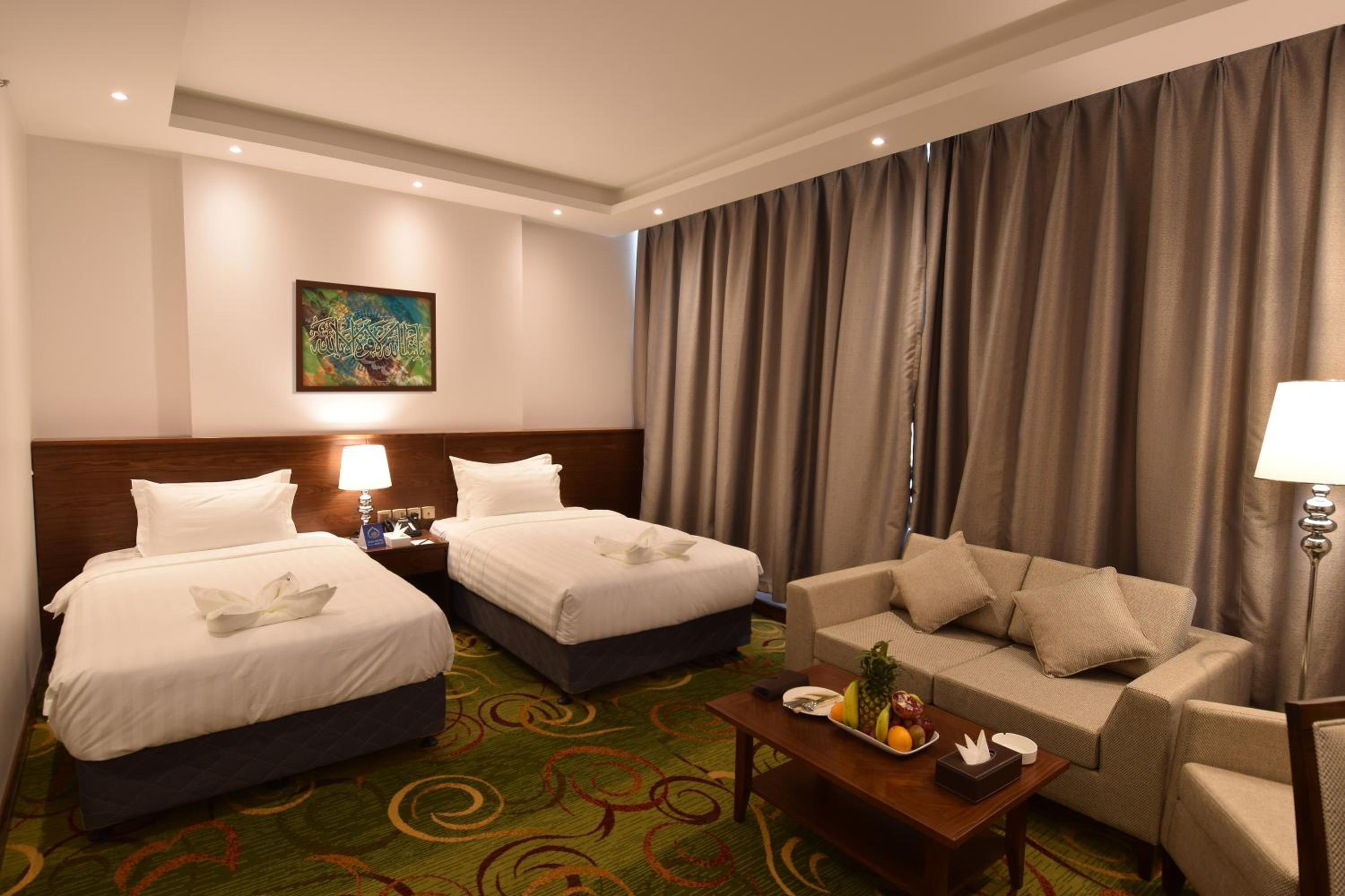 Standard Twin Room - Photo 3