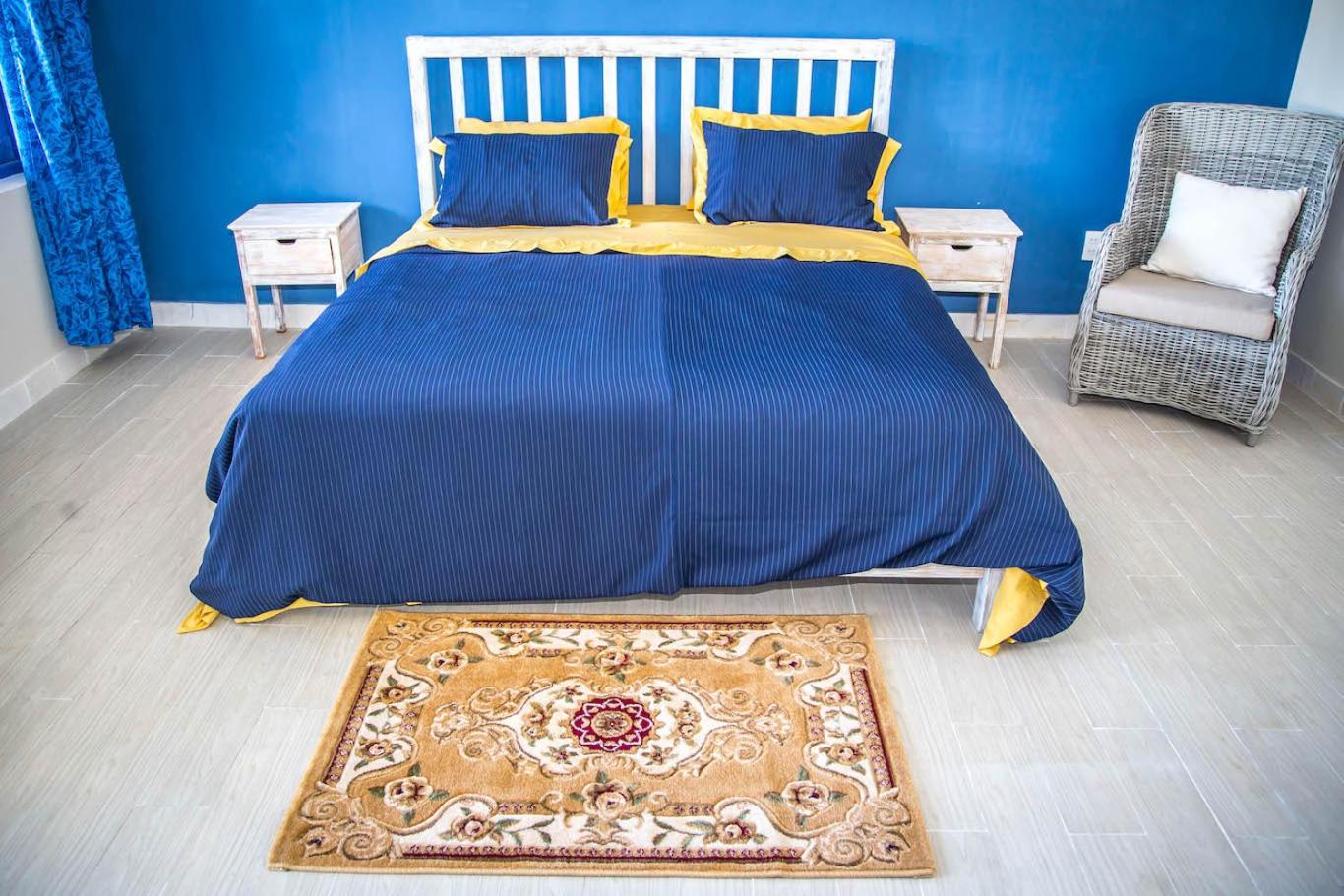 Large Double Room photo 3