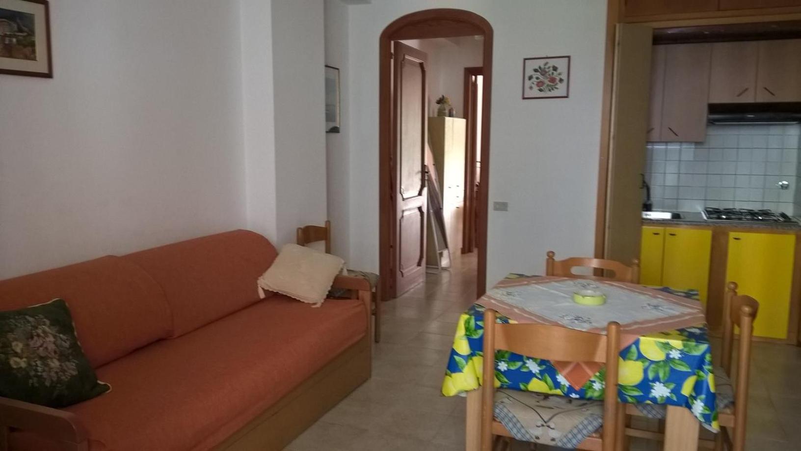 Apartment with Garden View - Photo 15