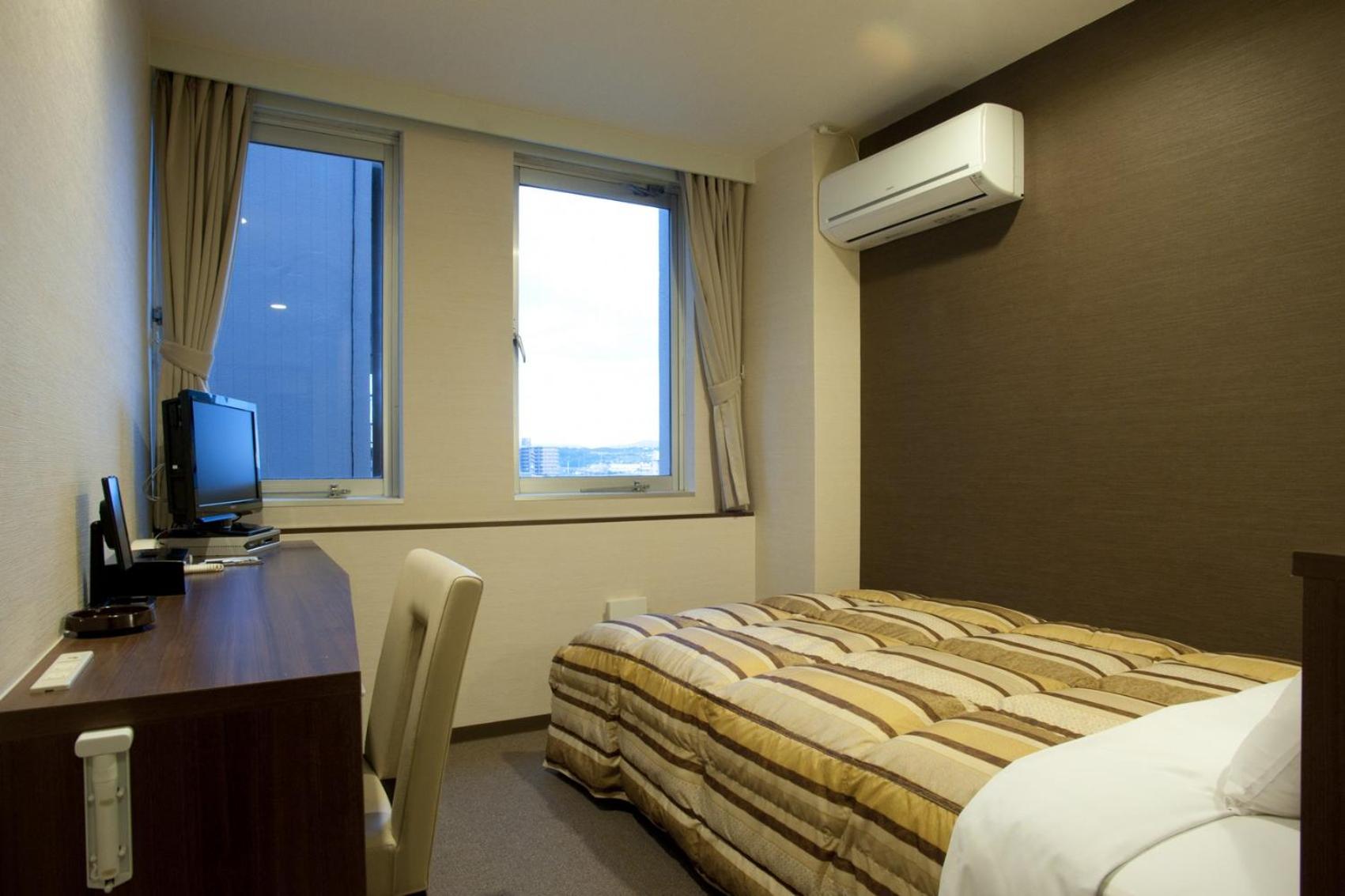 Single Room - Non-Smoking photo 1