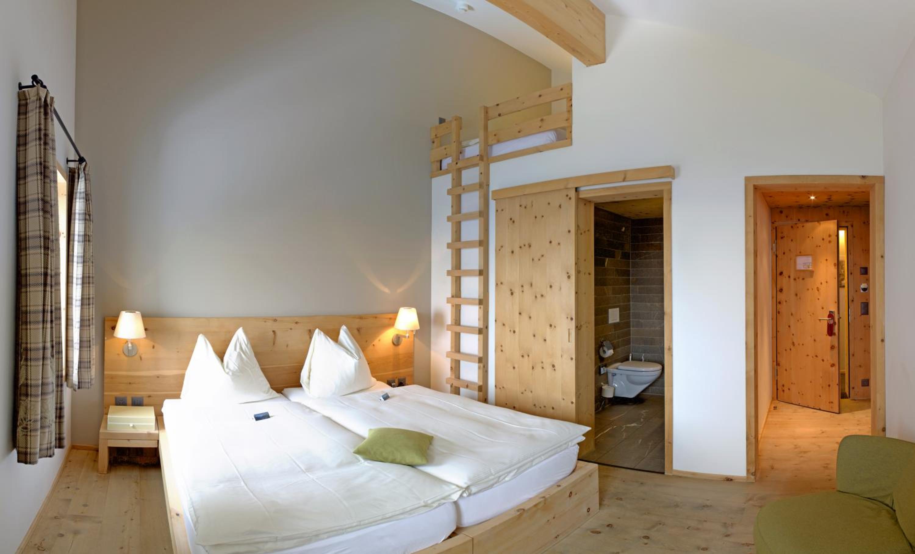 Superior Double Room with Valley View photo 3