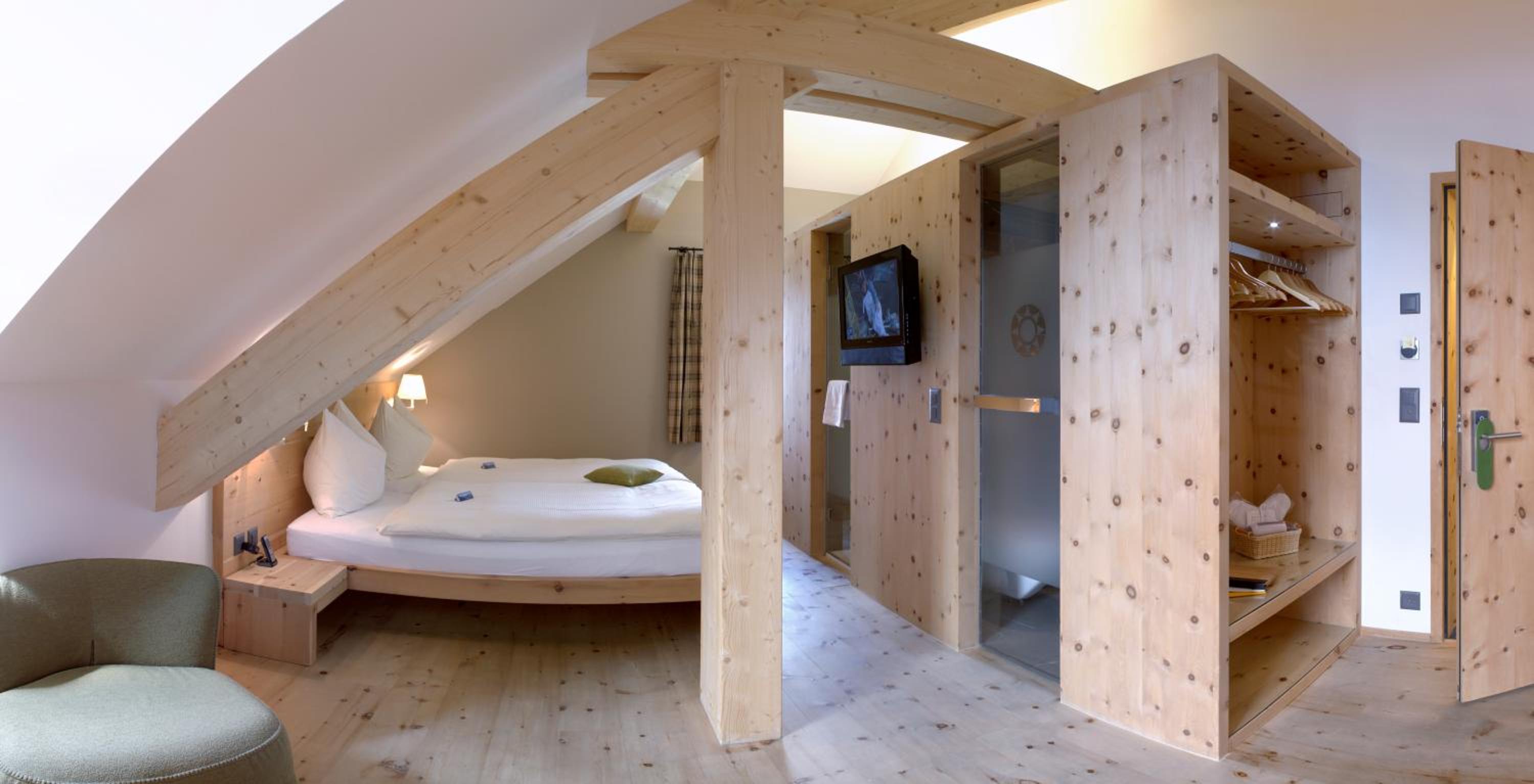 Deluxe Double Room with Valley View