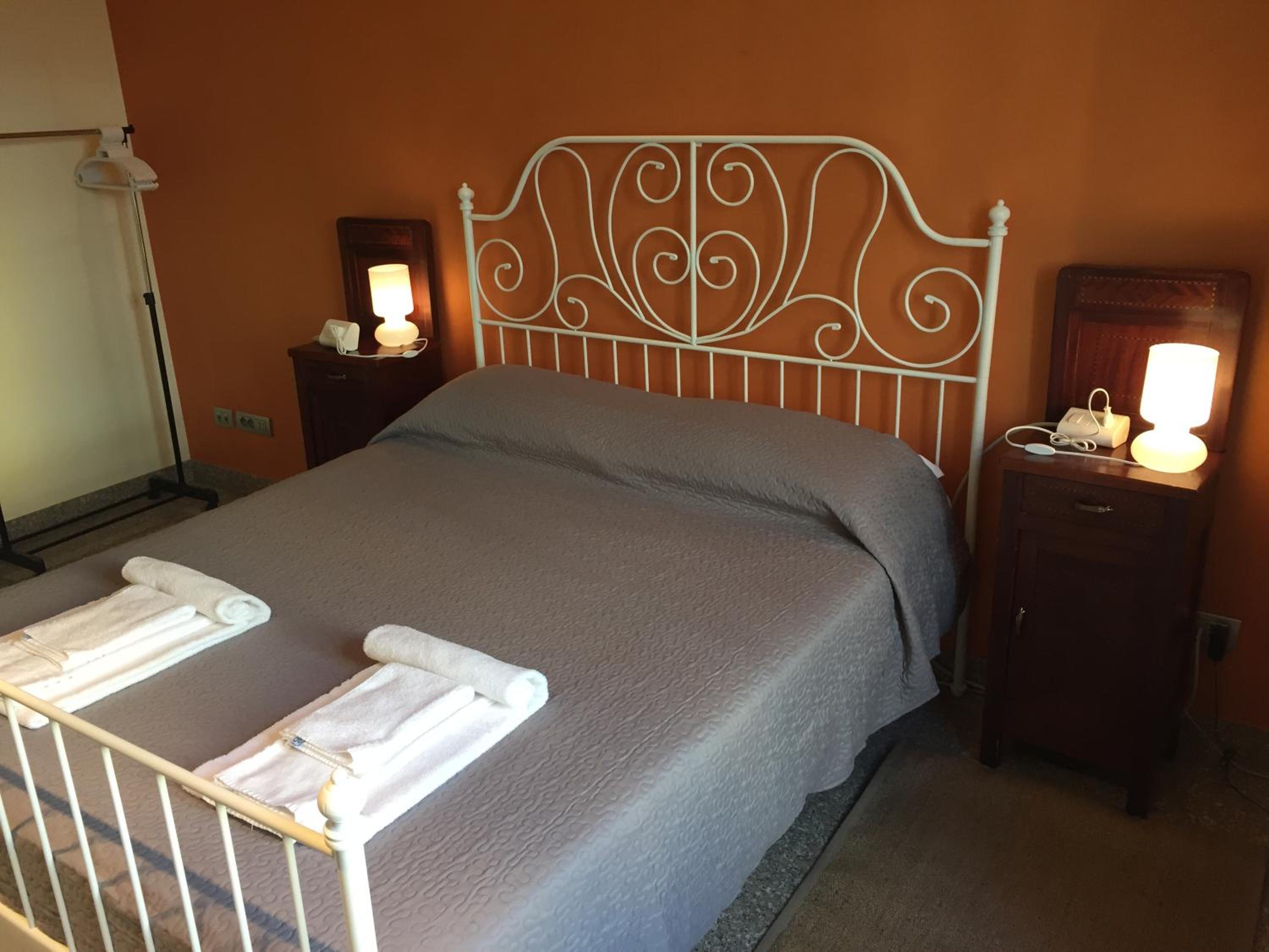 Triple Room with Shared Bathroom