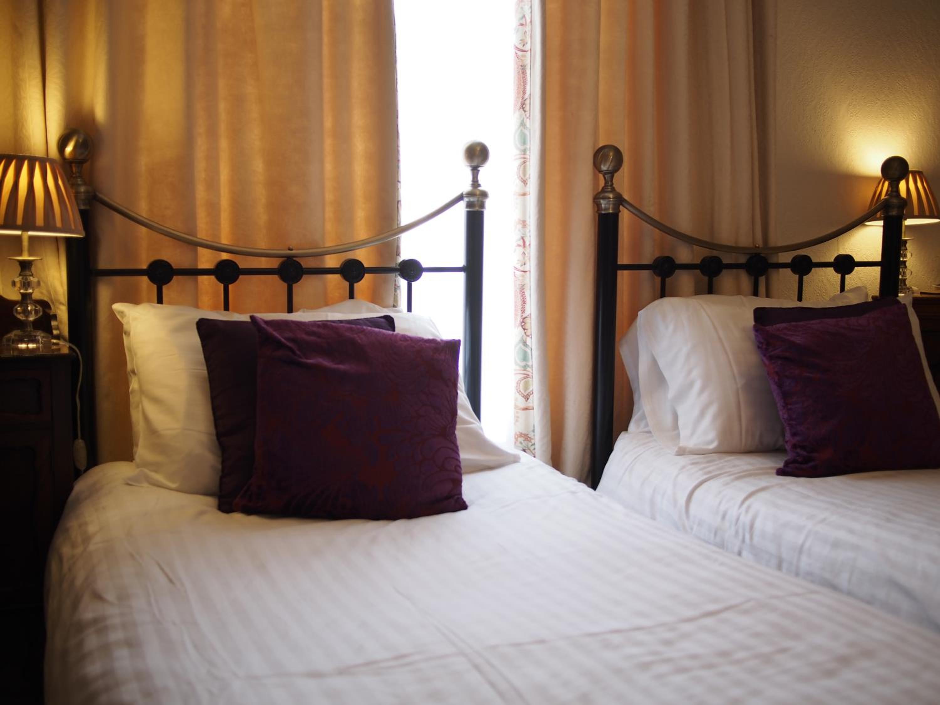 Standard Double Room photo 3