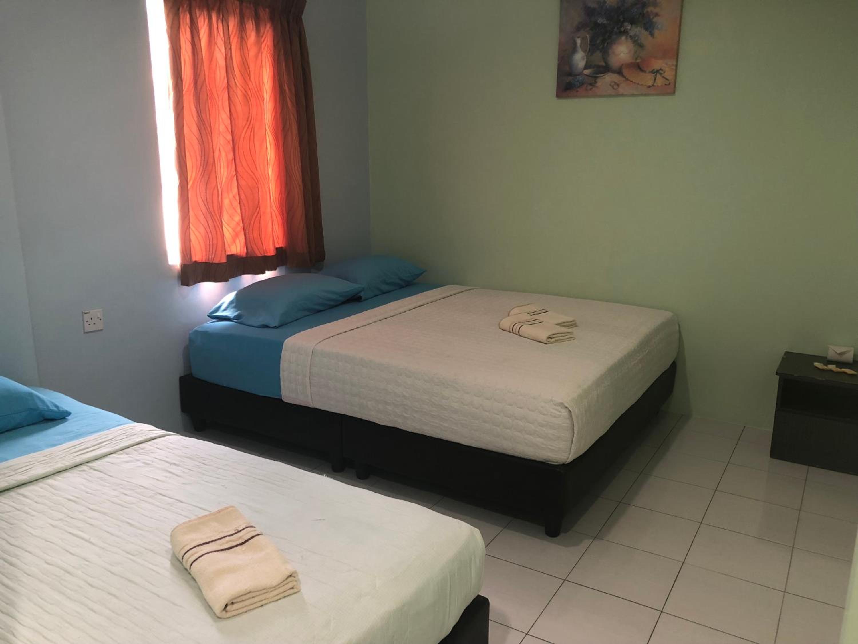 Standard Triple Room photo 2