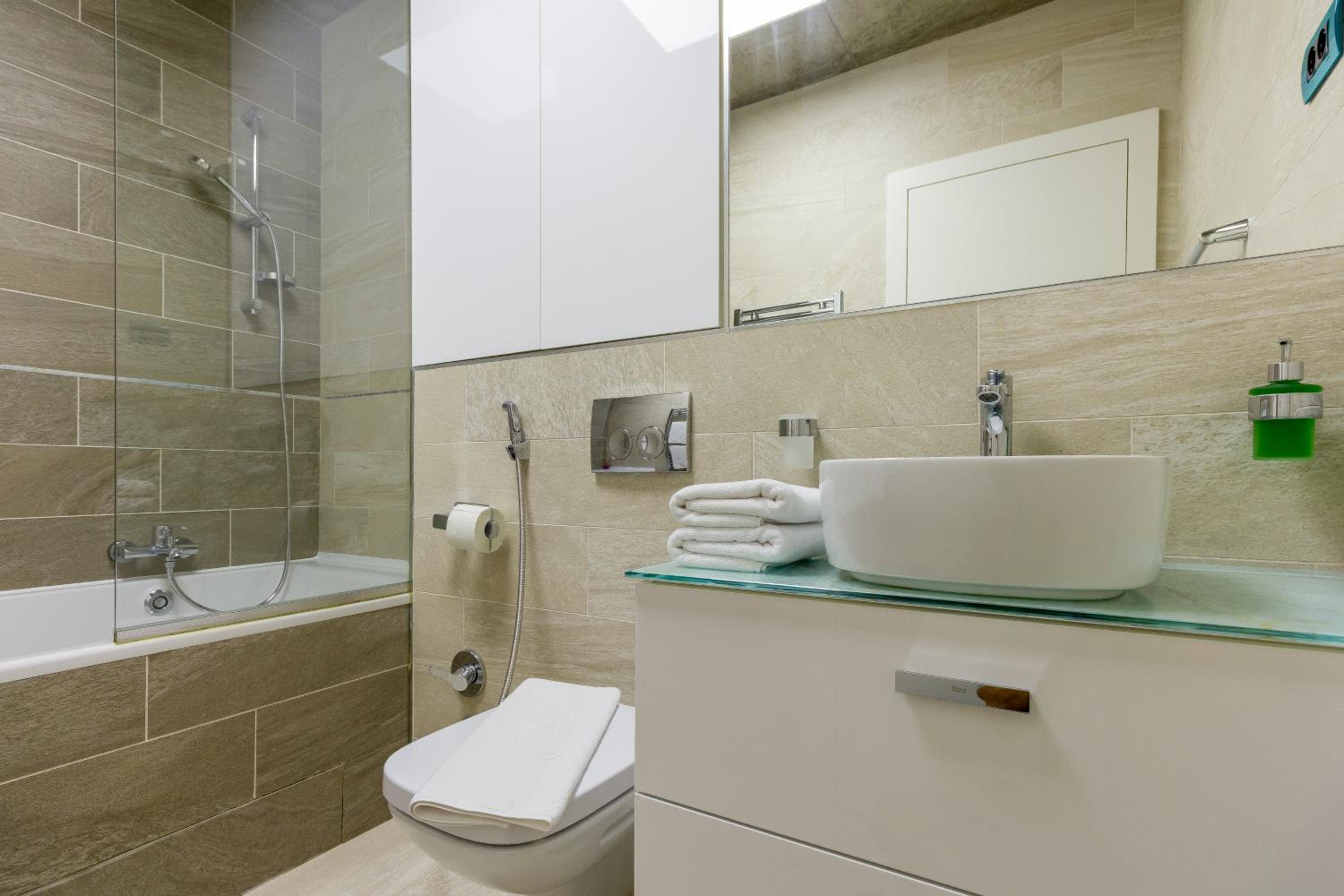 Apartment - Photo 12