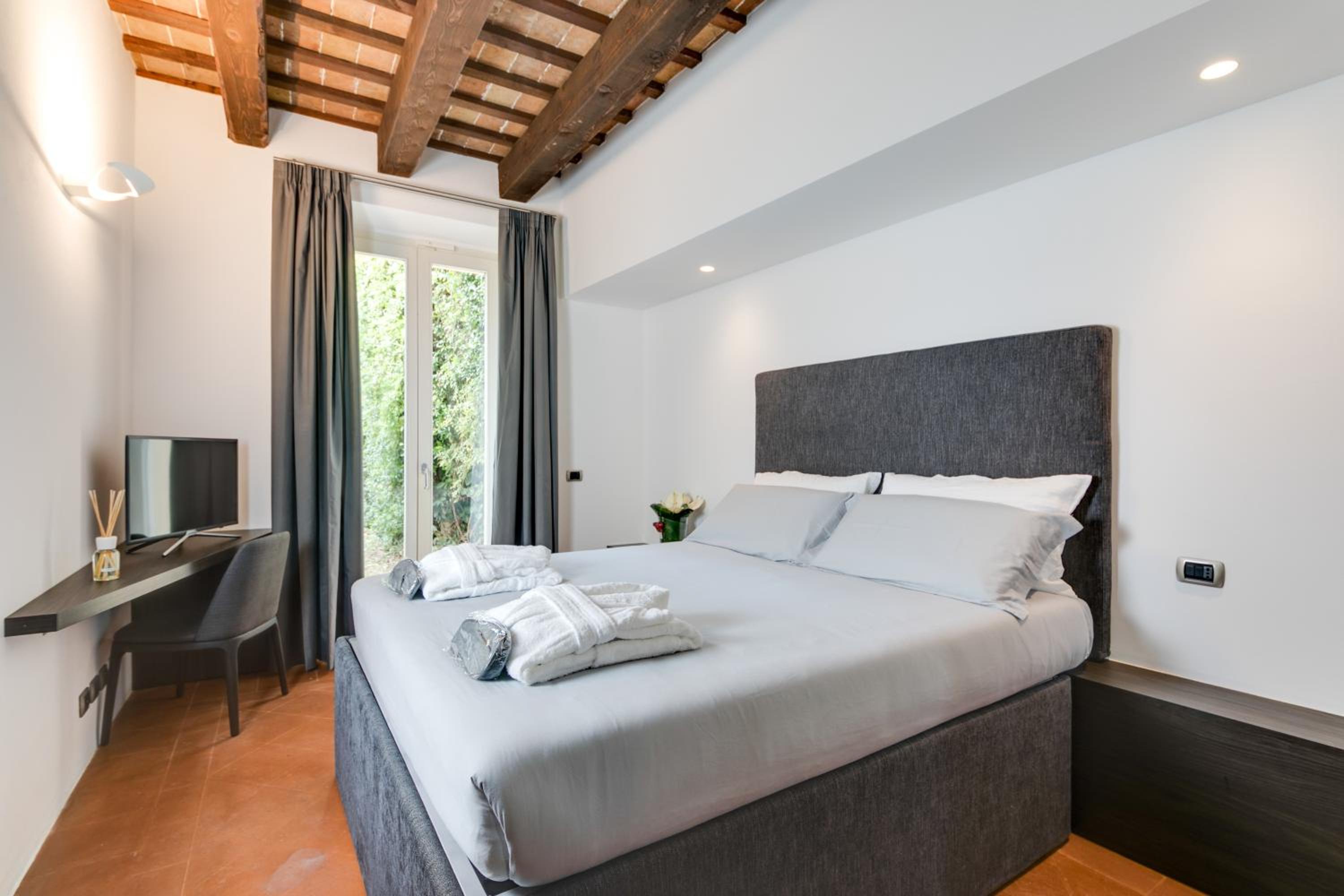 Double Room with Private Bathroom photo 1