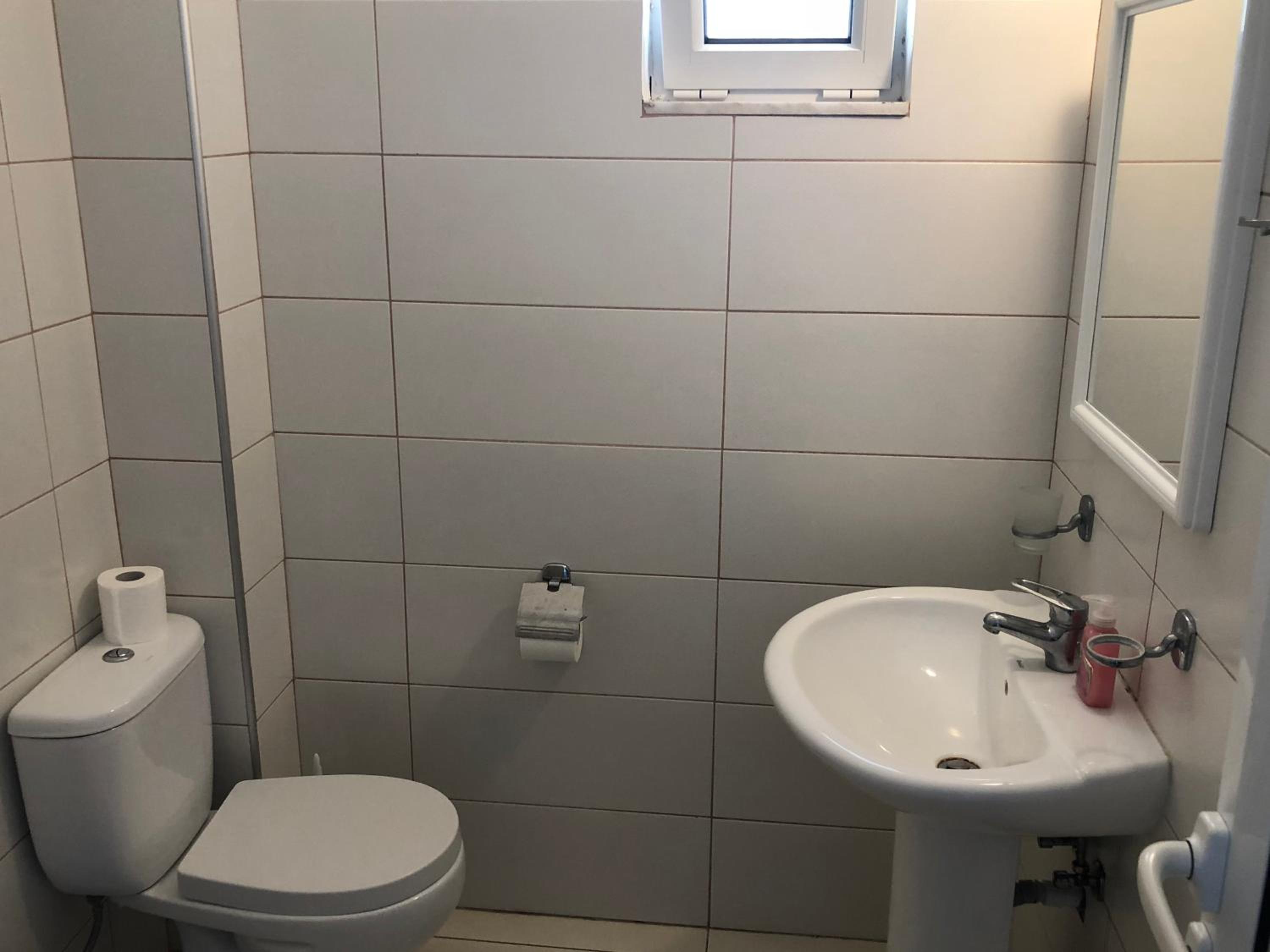 Standard Twin Room with Mountain View photo 3