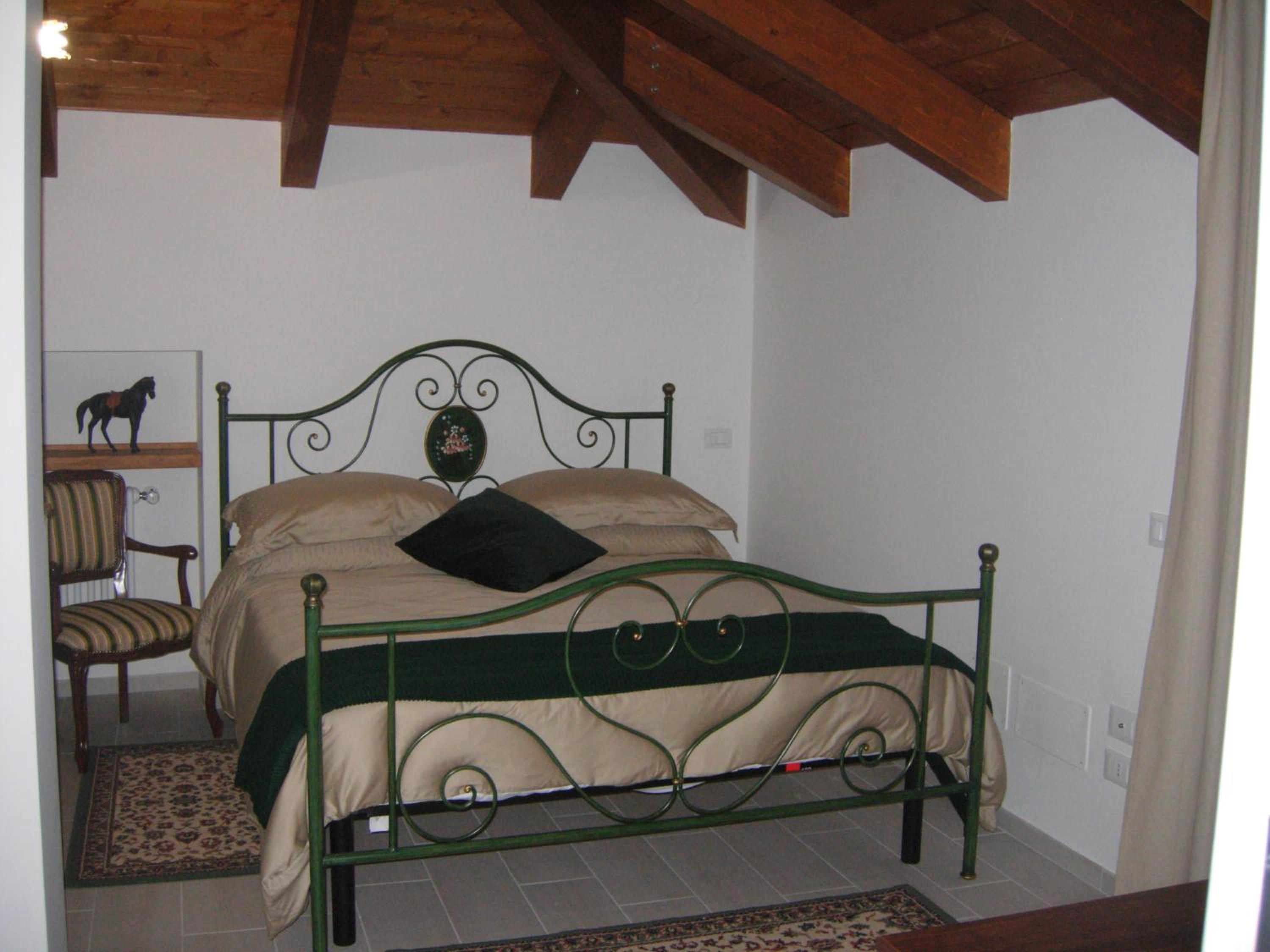 Quadruple Room - Photo 5