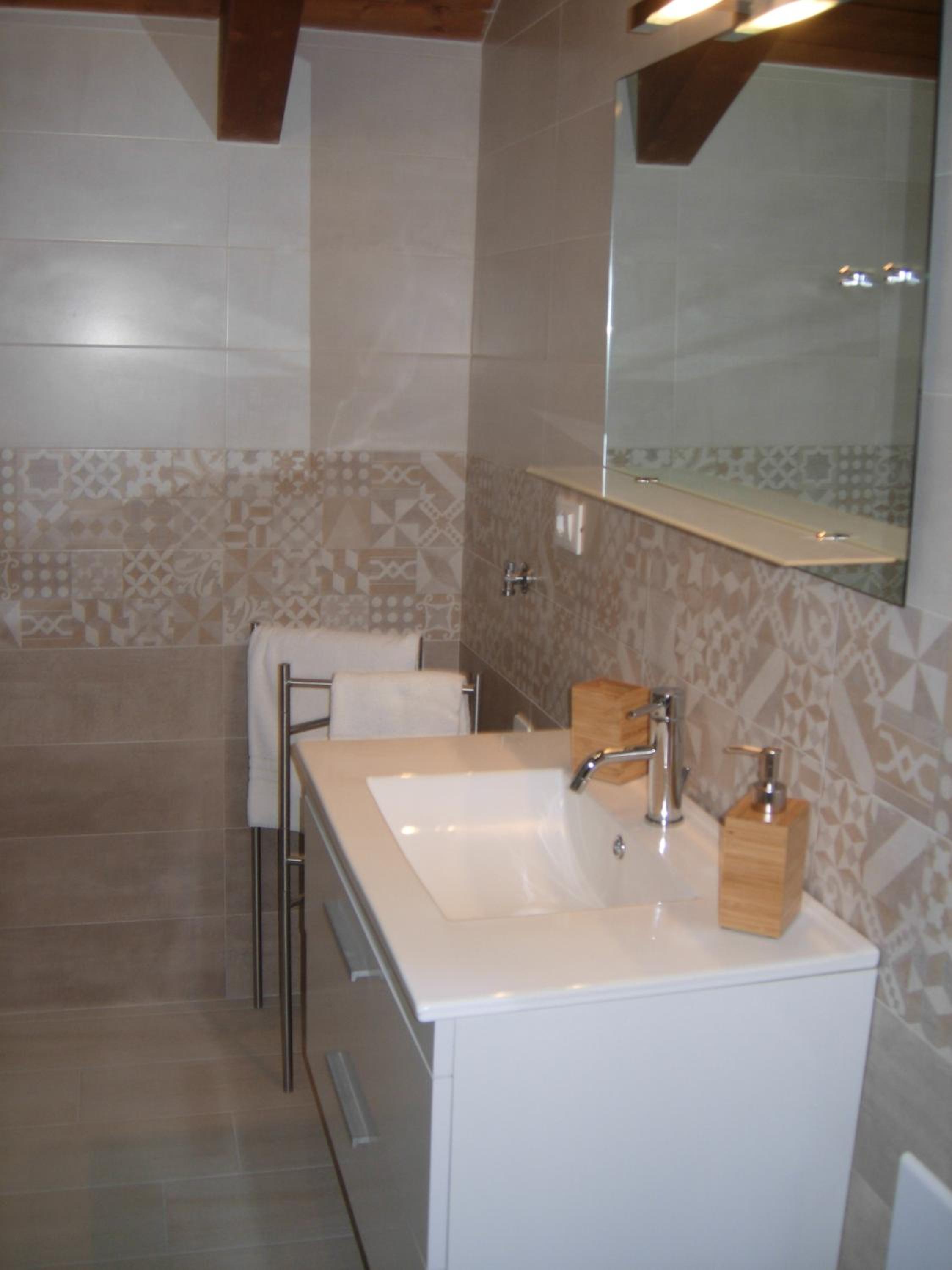 Quadruple Room - Photo 10