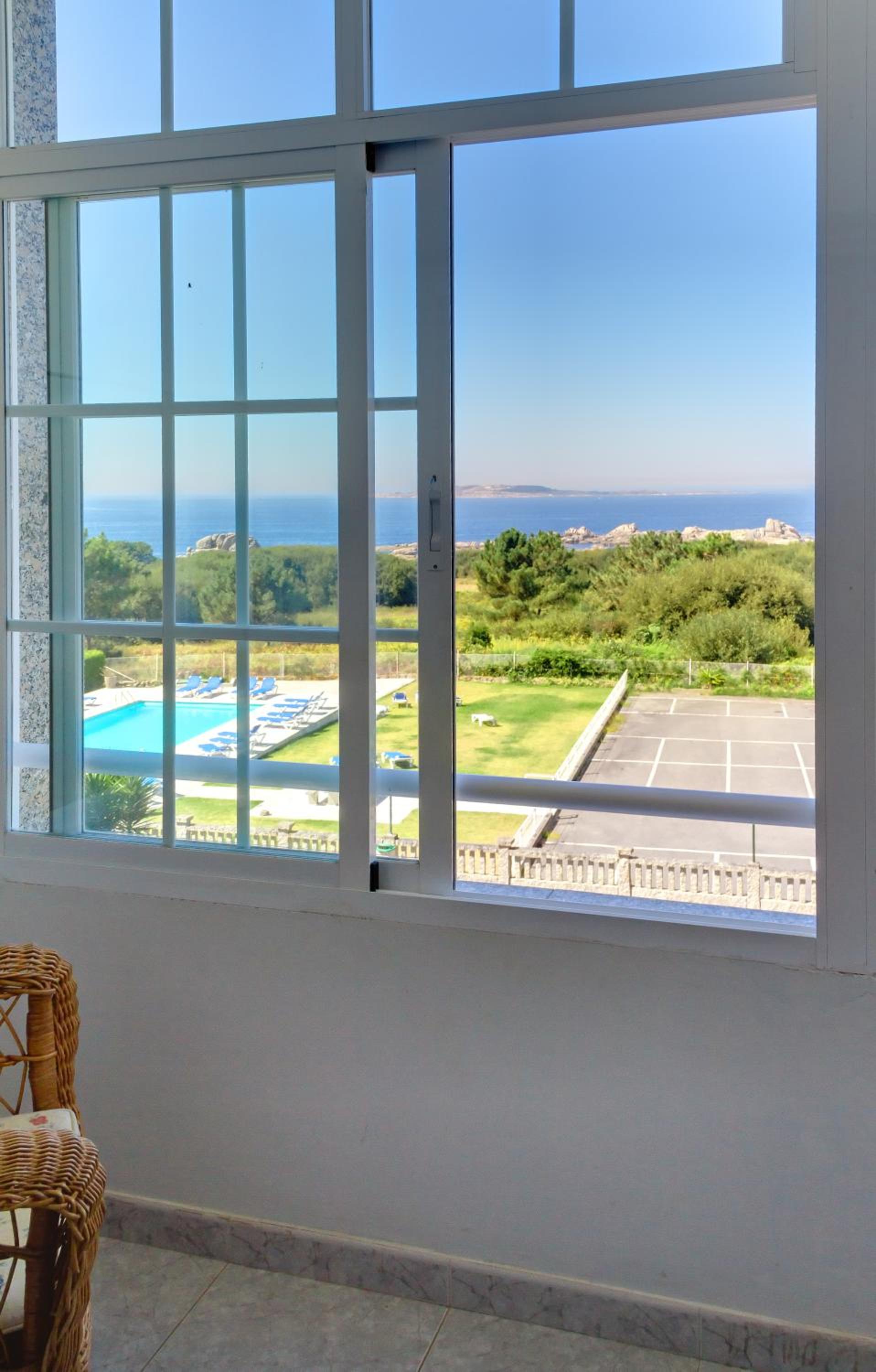 Twin Room with Sea View photo 3