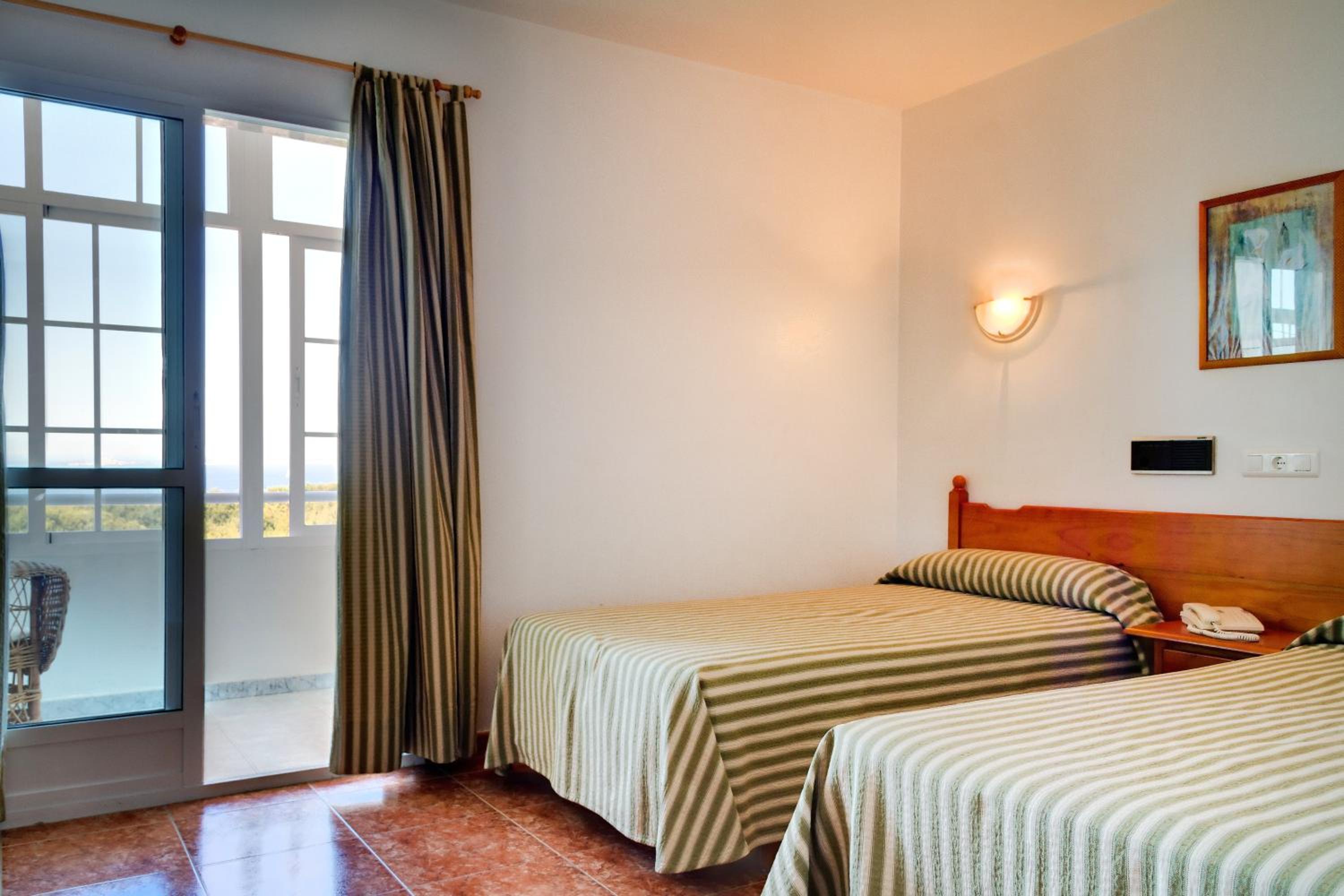 Habitación Doble con Vista al Mar