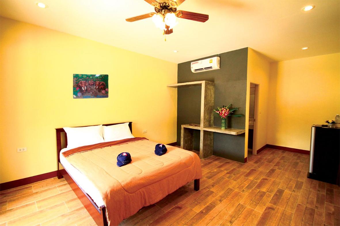 Standard Bungalow - Photo 2