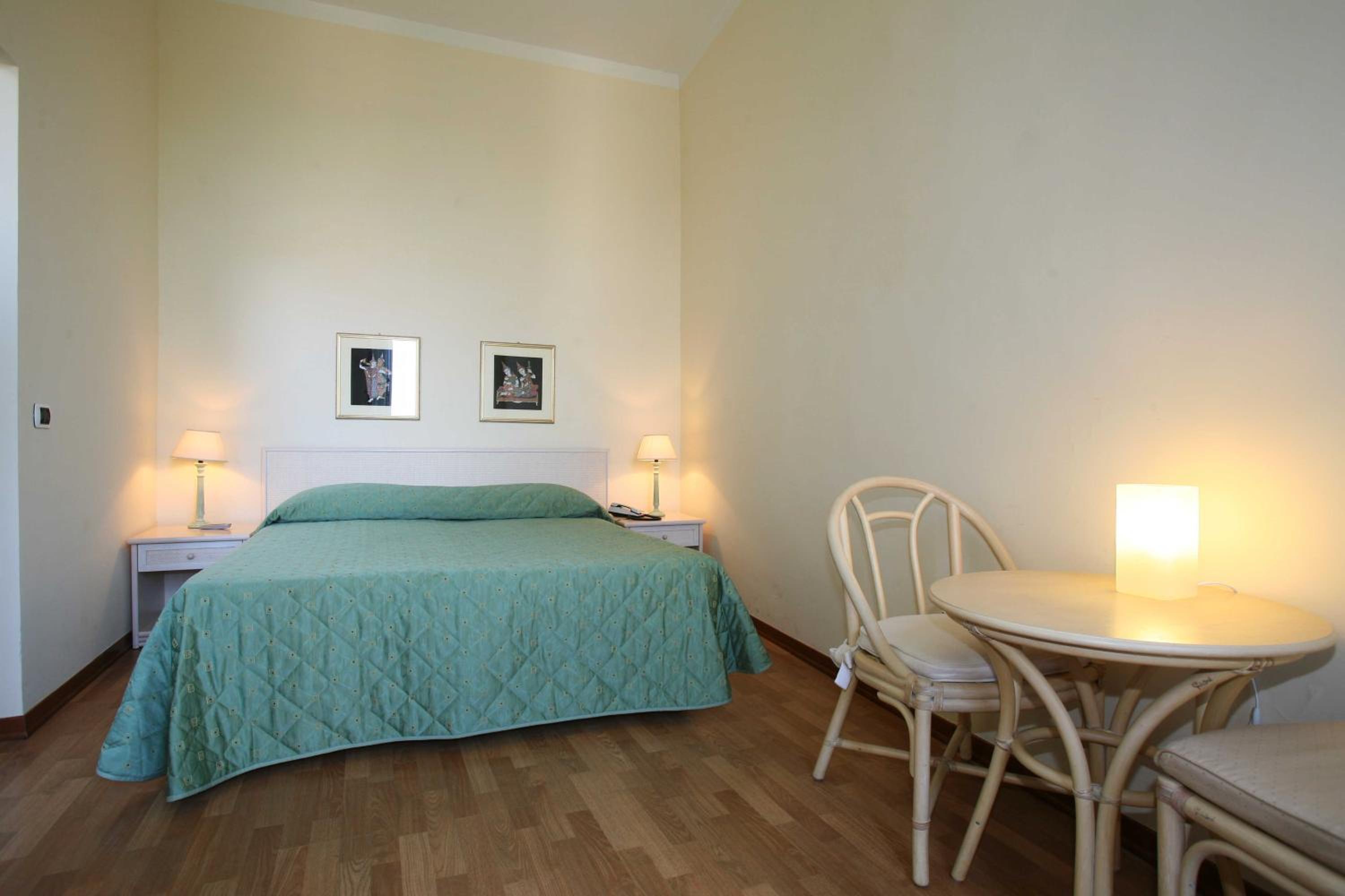 Triple Room - Photo 1