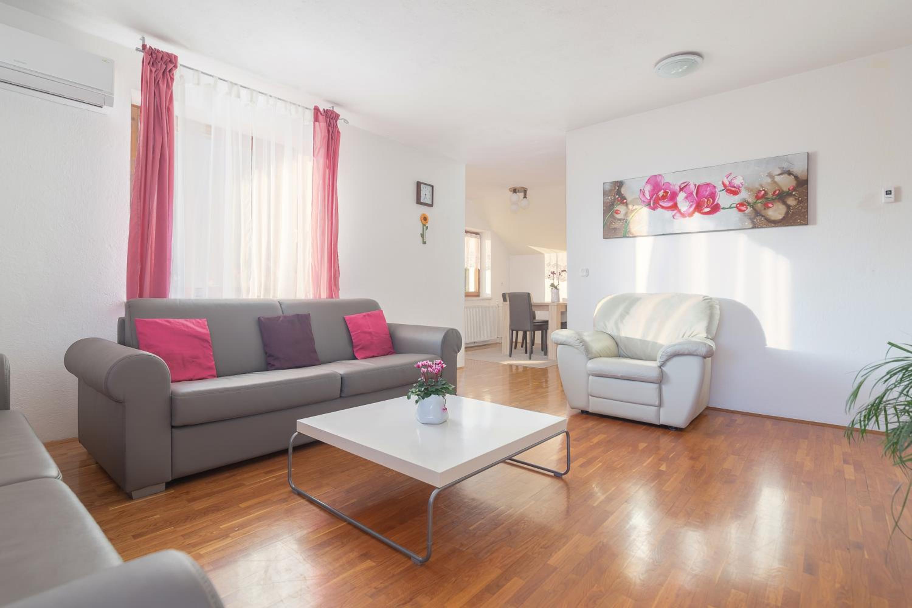 Superior Two-Bedroom Apartment with Balcony - Photo 18
