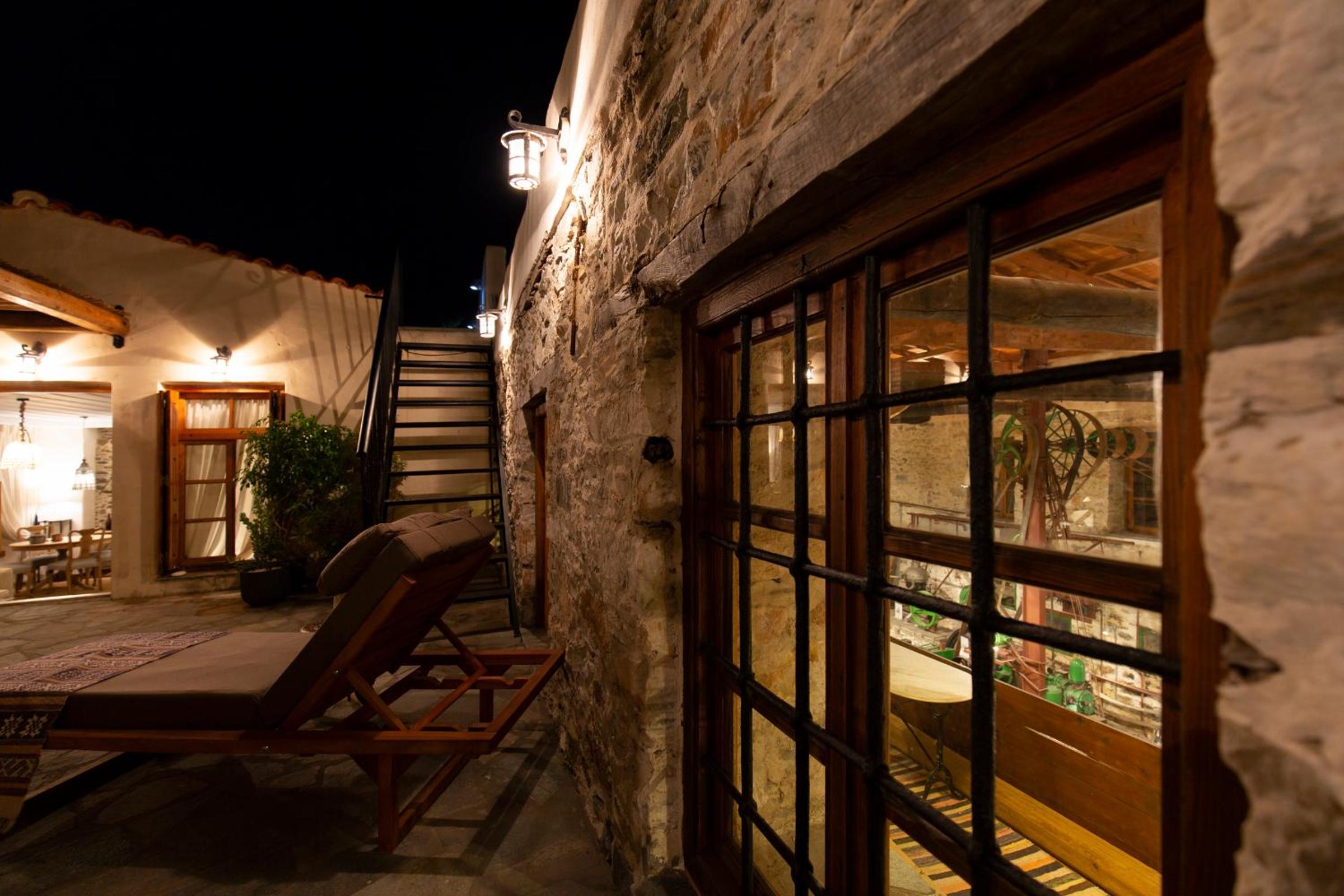 Villa with Sea View - Photo 31