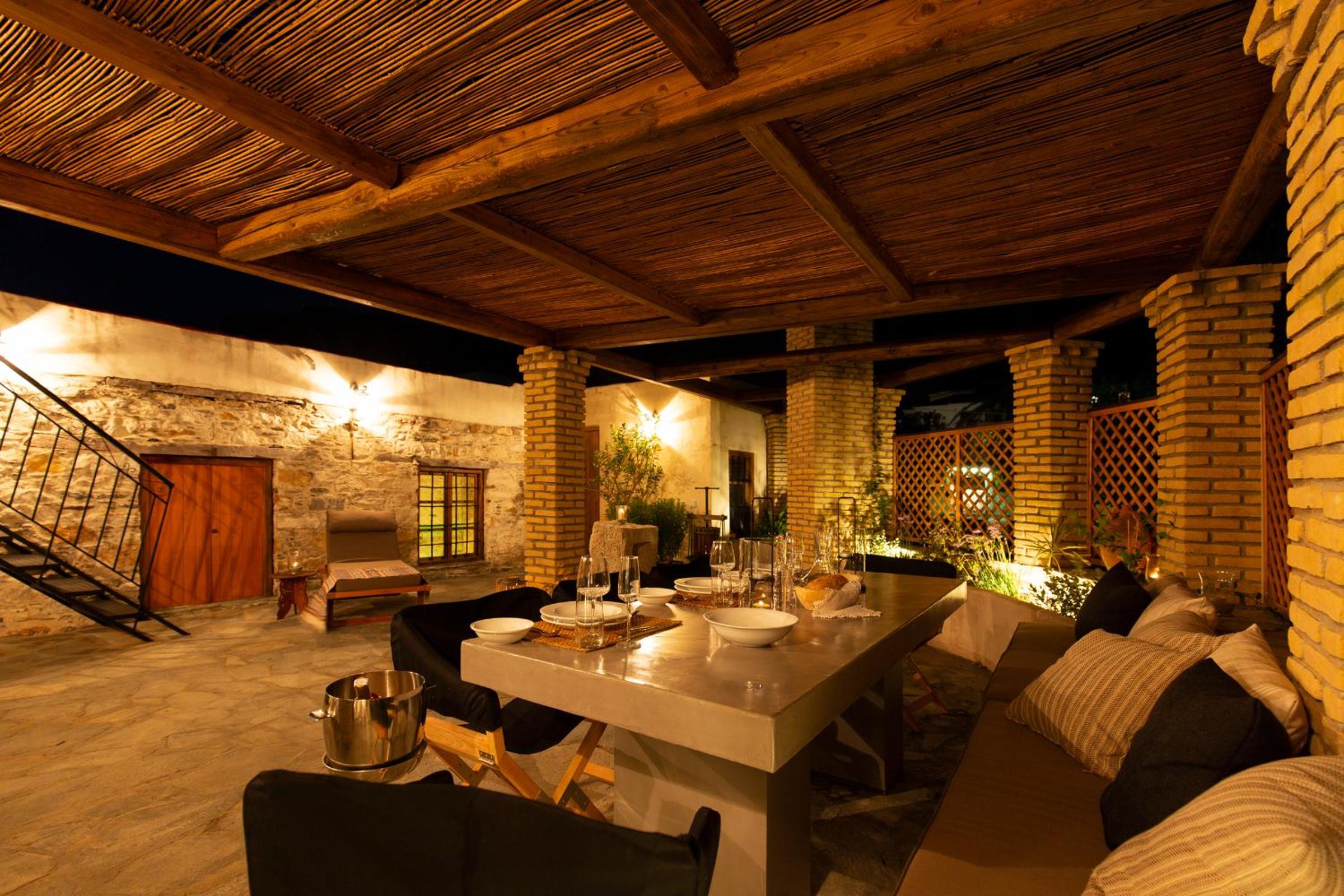 Villa with Sea View - Photo 33