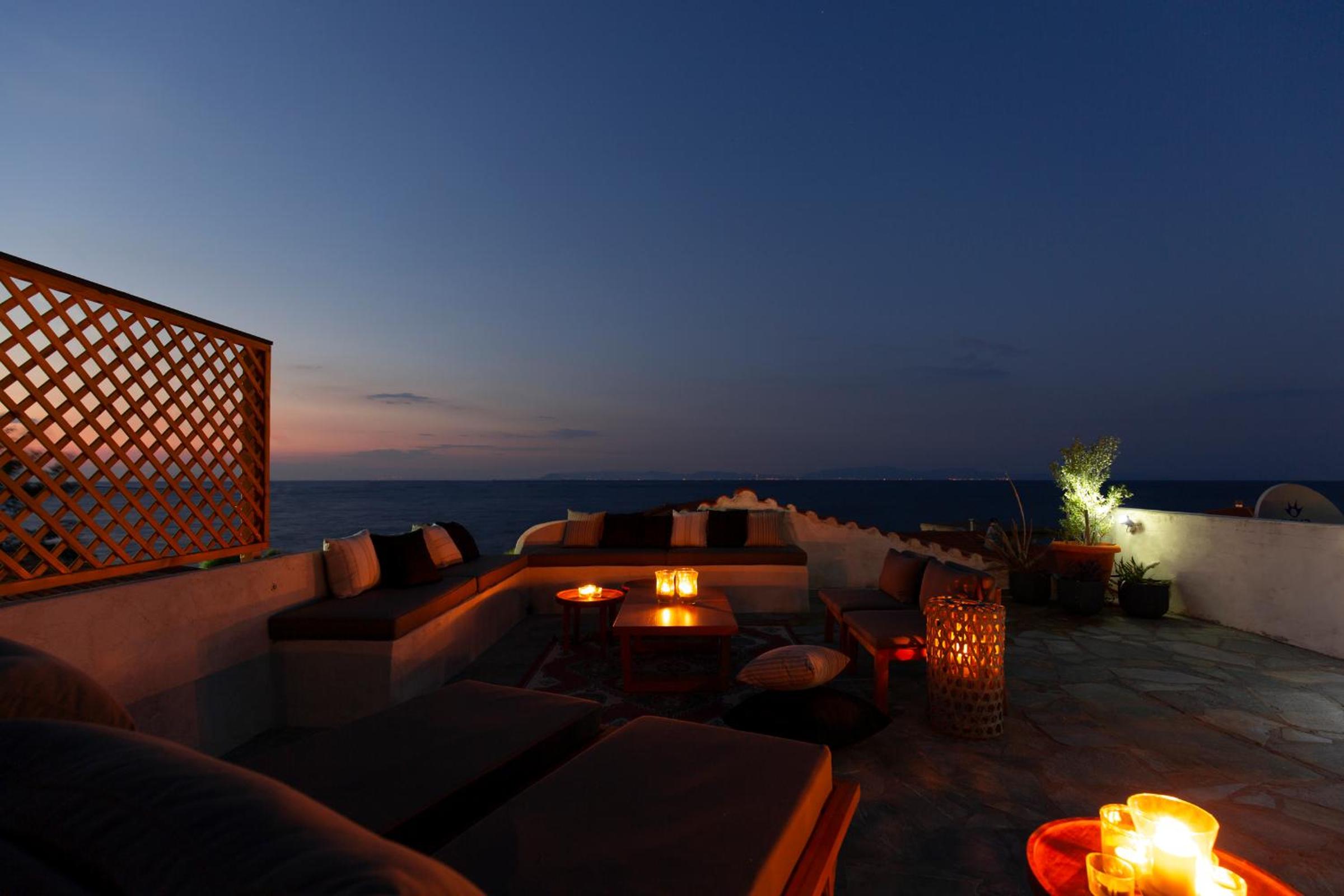Villa with Sea View - Photo 38