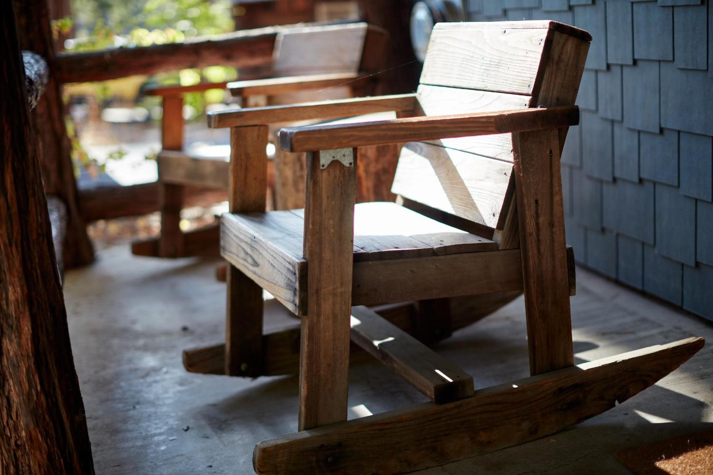 Queen Cabin