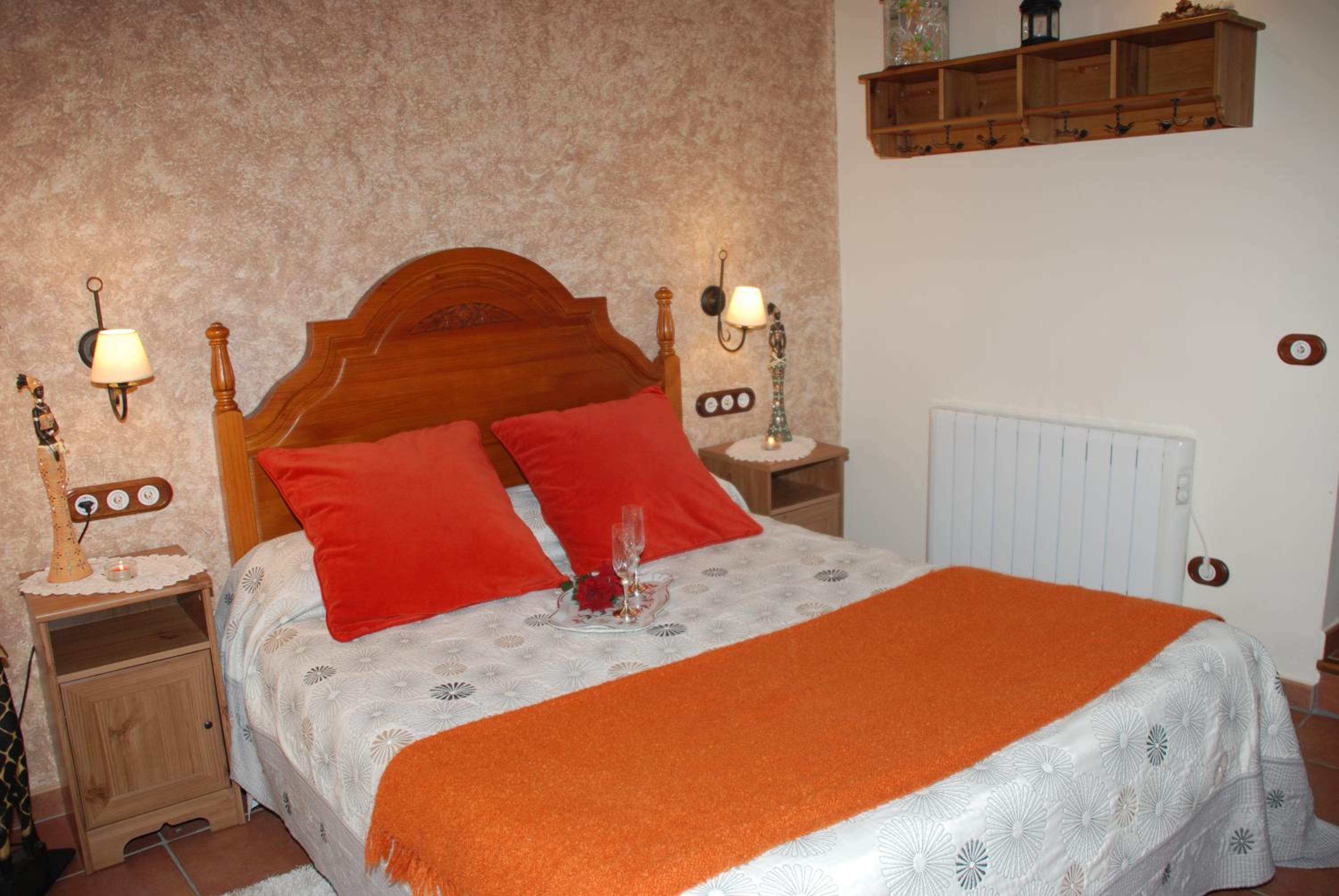 Double or Twin Room with Shower photo 2