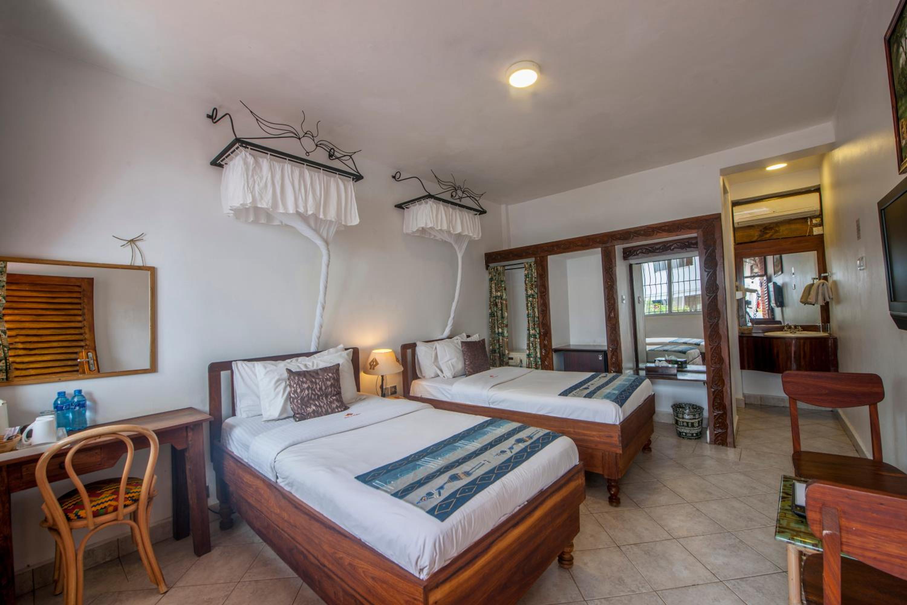 Triple Room