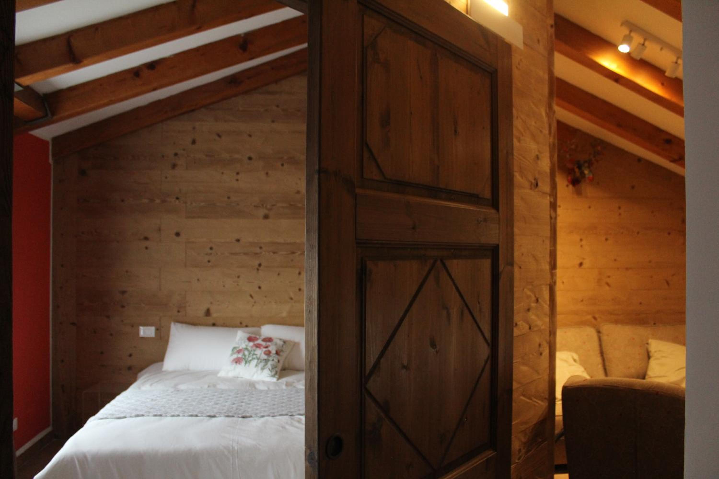 Superior Suite - Photo 1