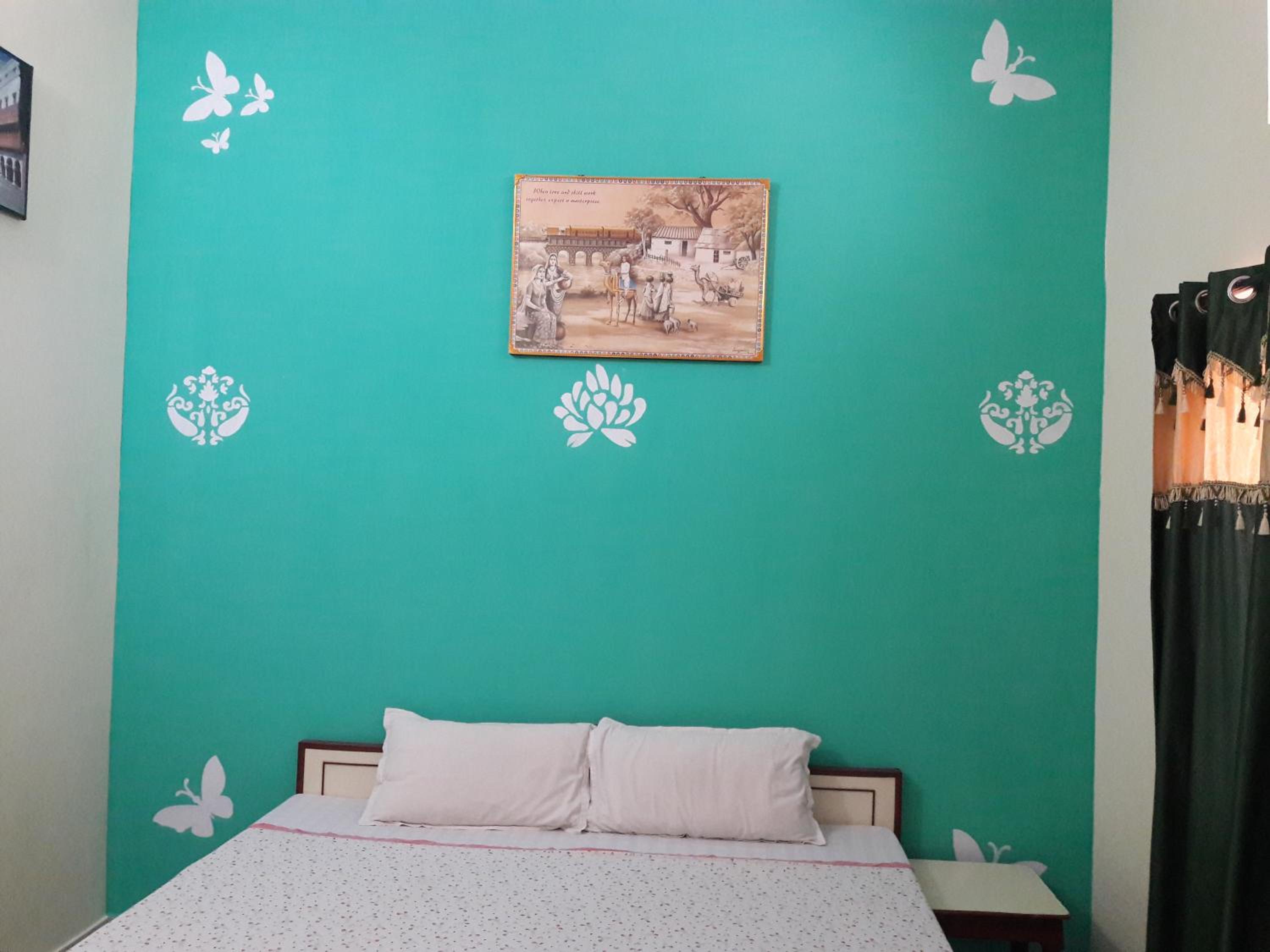Deluxe Double Room with Fan photo 1