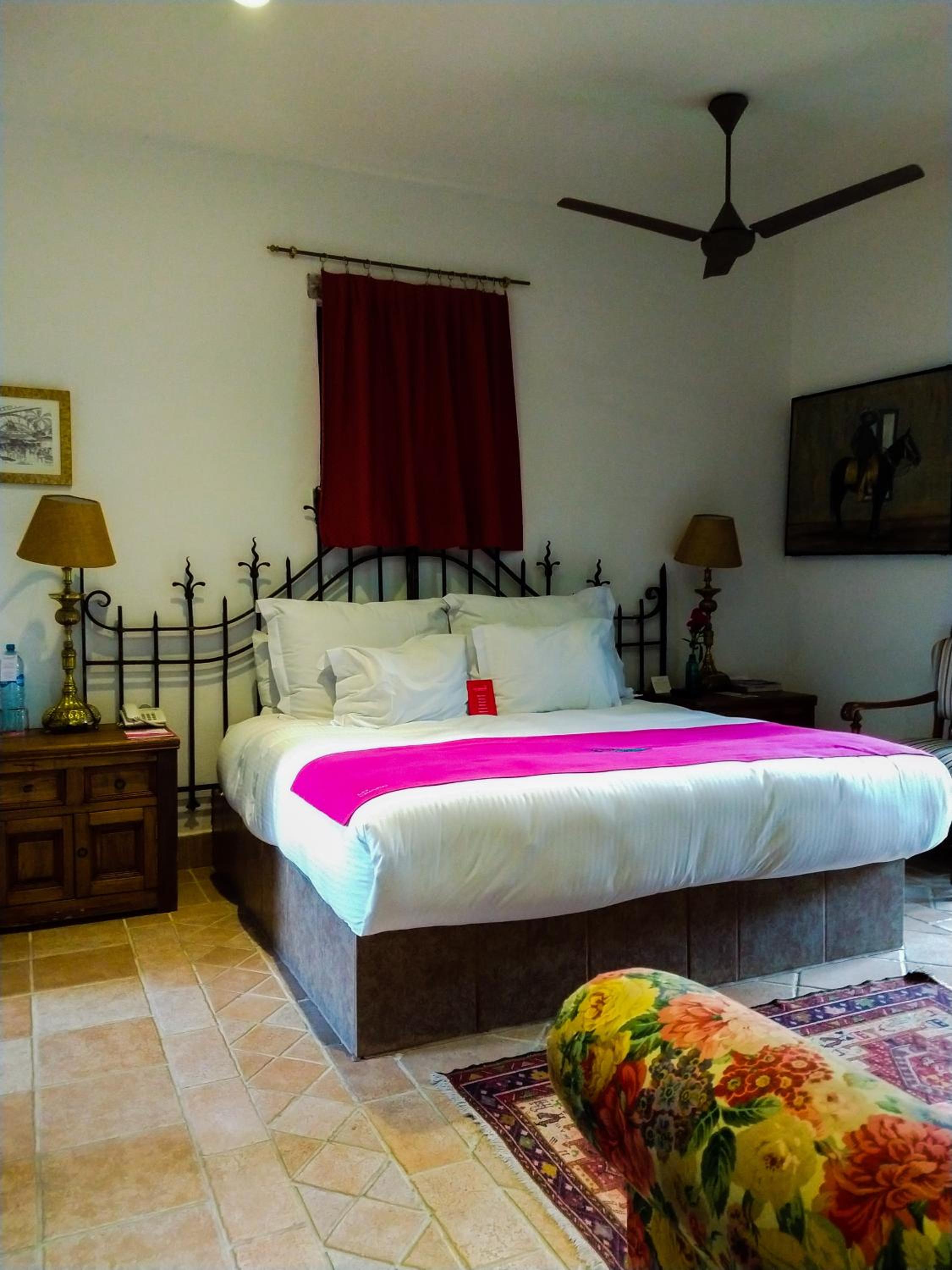 Standard Queen Room photo 1