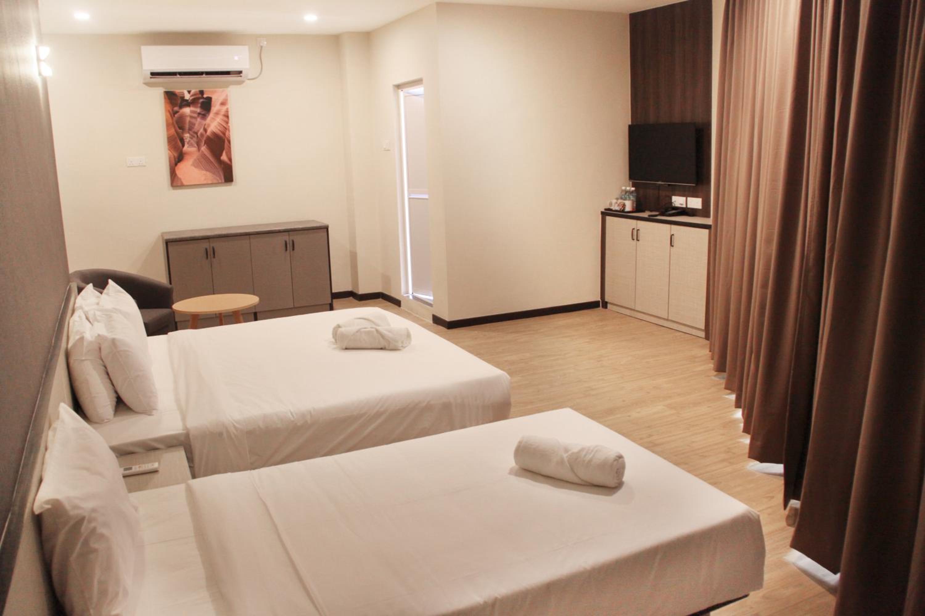 Standard Triple Room - Photo 1