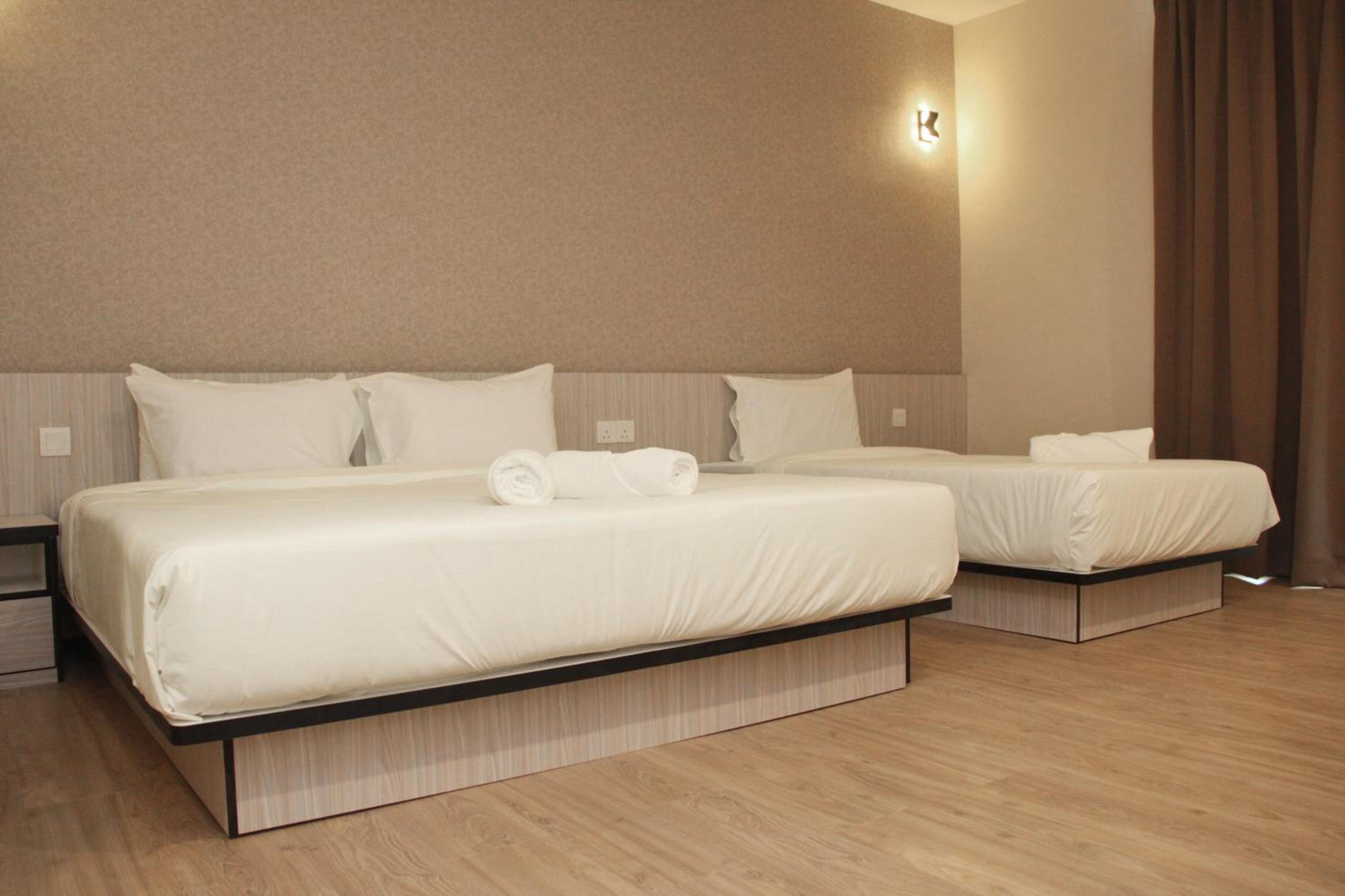 Standard Triple Room - Photo 6