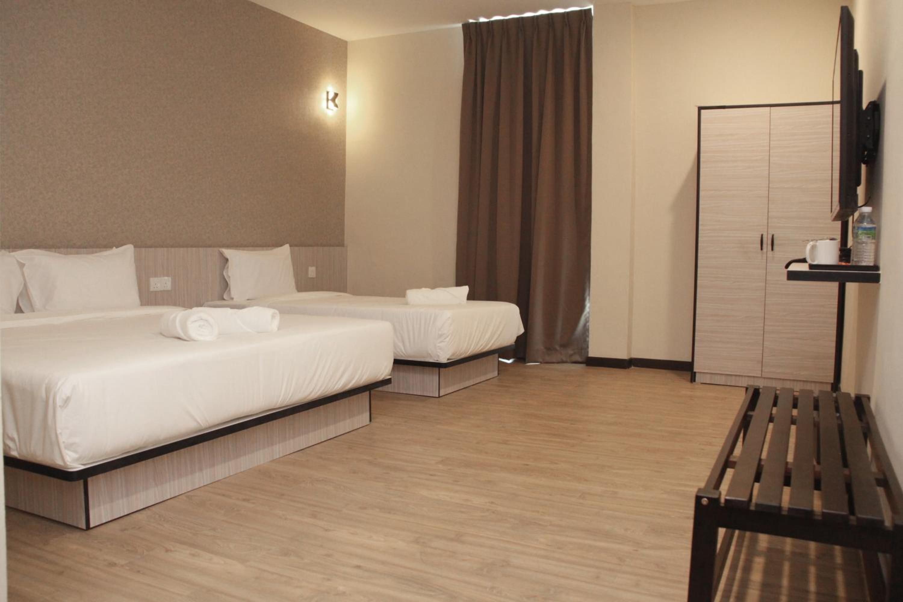 Standard Triple Room - Photo 5