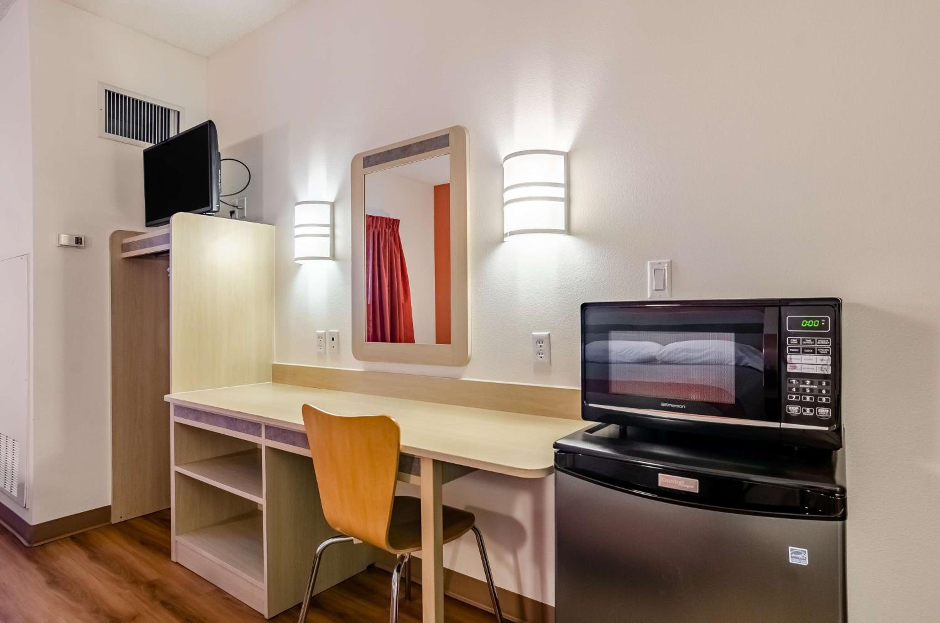 Double Room - Non-Smoking  photo 1