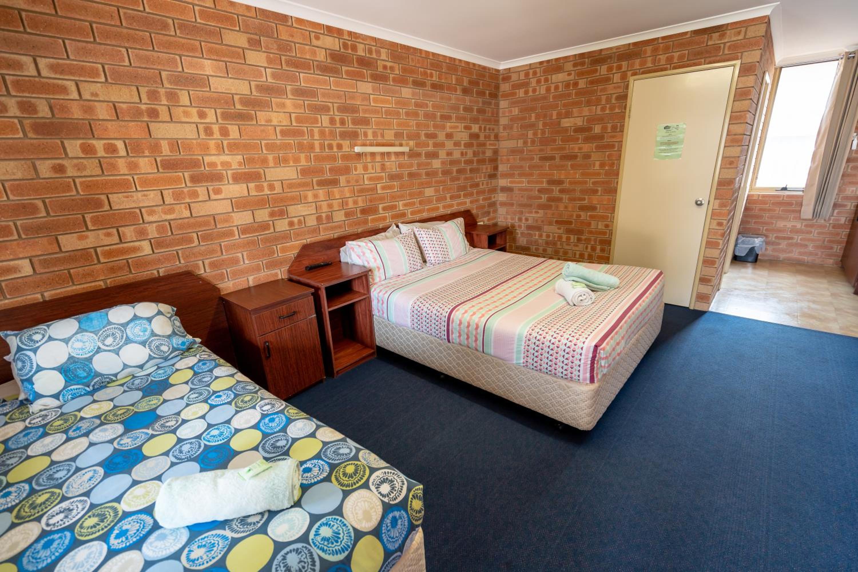 Triple Room with Private Bathroom - Photo 4