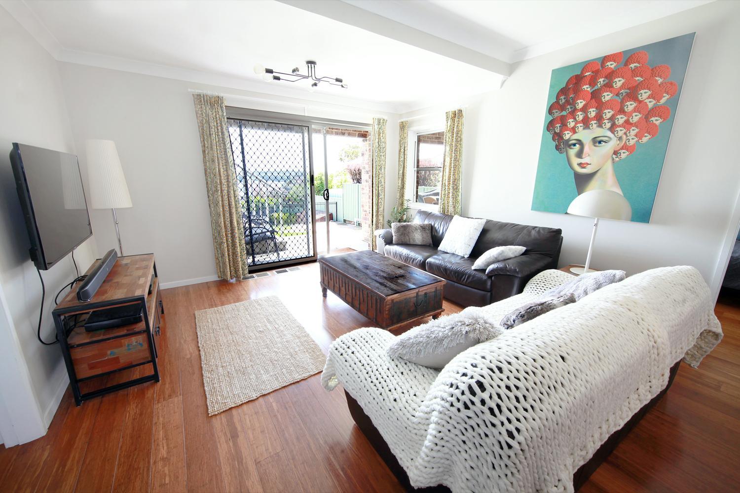 Three-Bedroom House photo 1