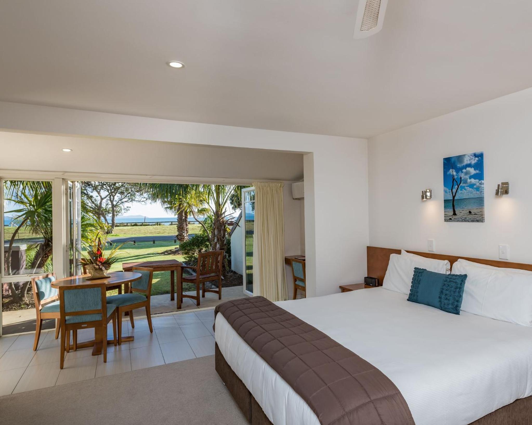 Deluxe Studio - Beachfront - Photo 1