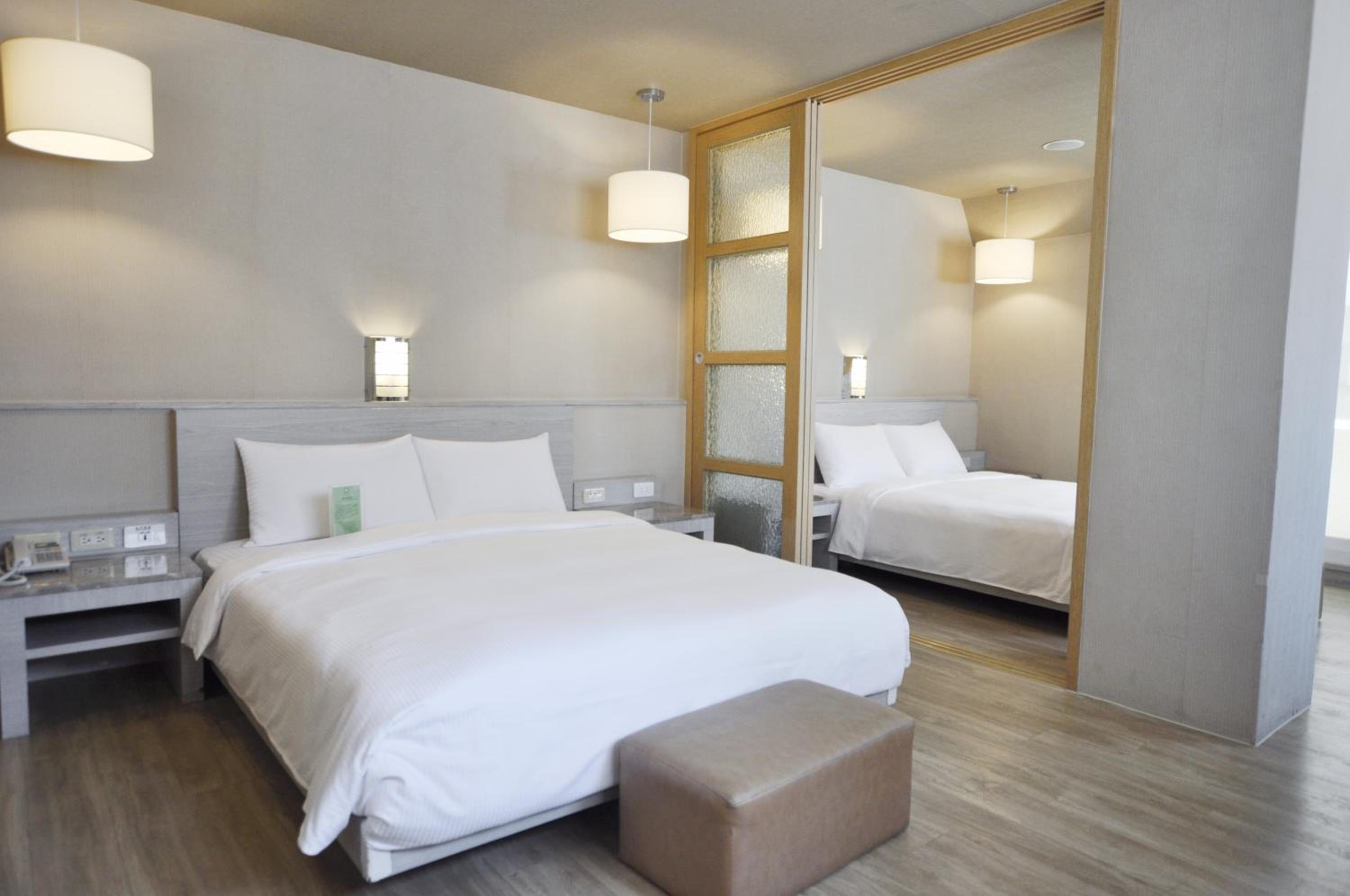 Deluxe Quadruple Room photo 2